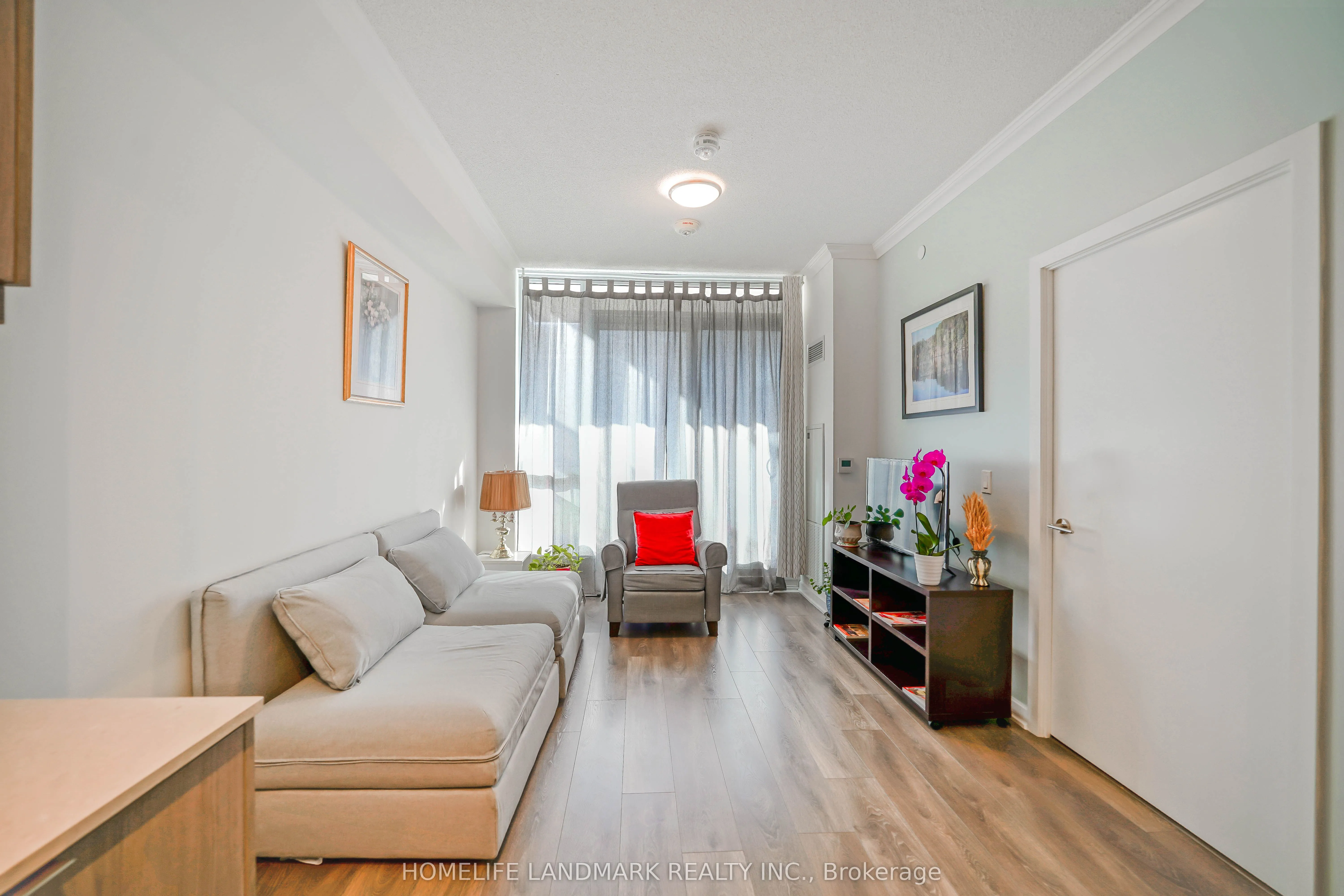38 Forest Manor Road, #411