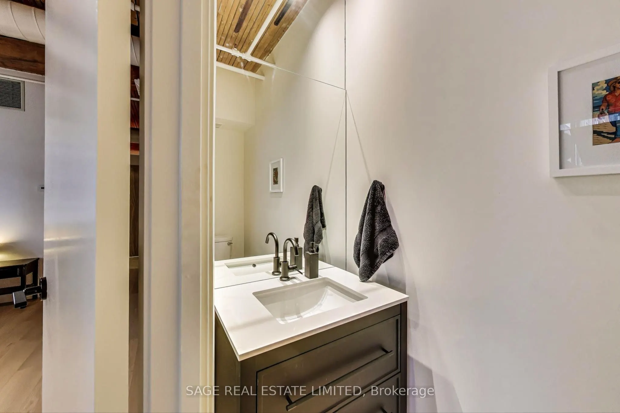781 King Street W, #403