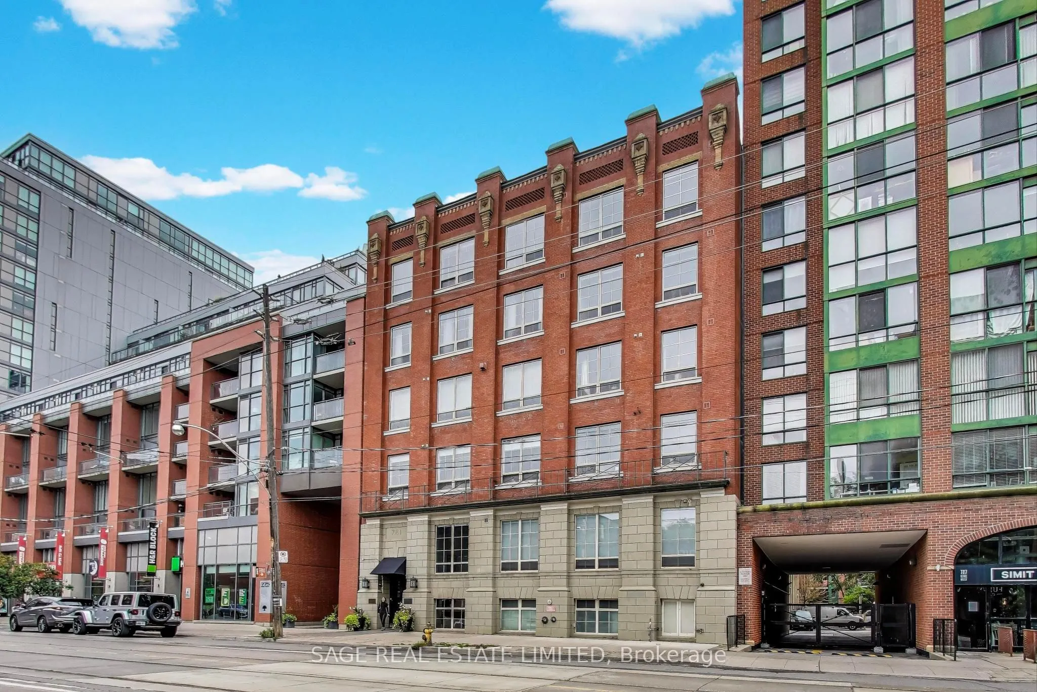 781 King Street W, #403