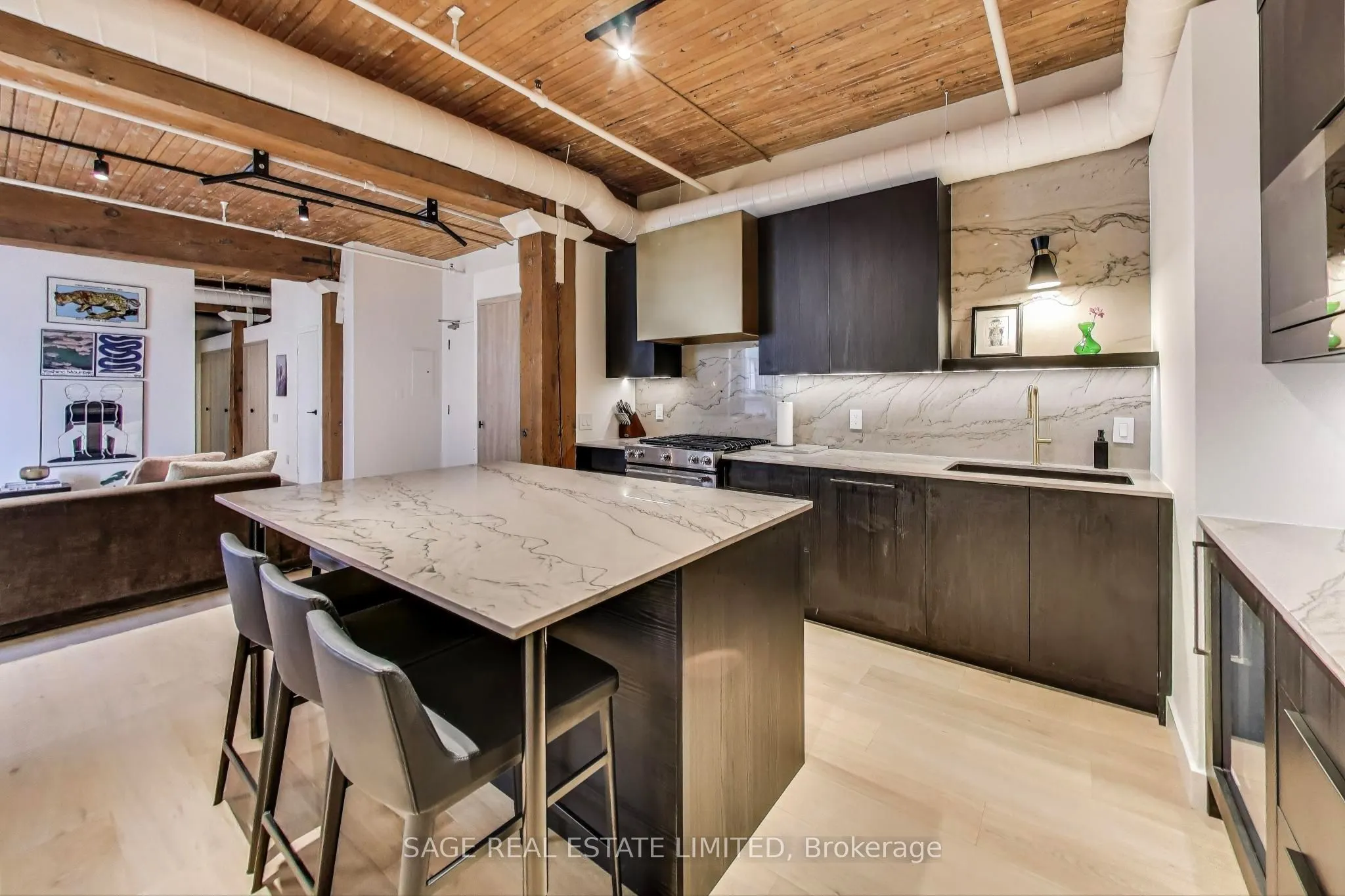 781 King Street W, #403