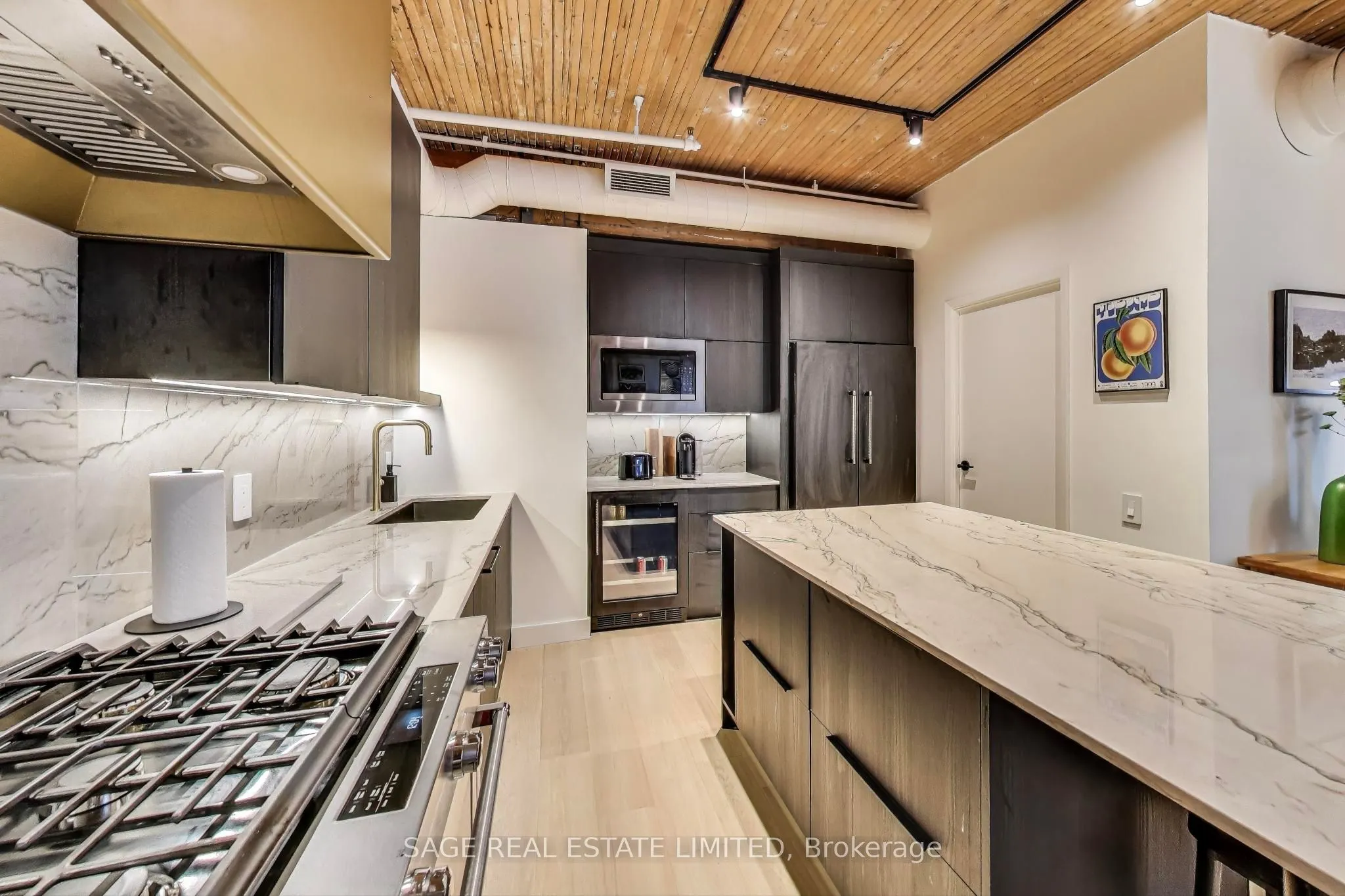 781 King Street W, #403