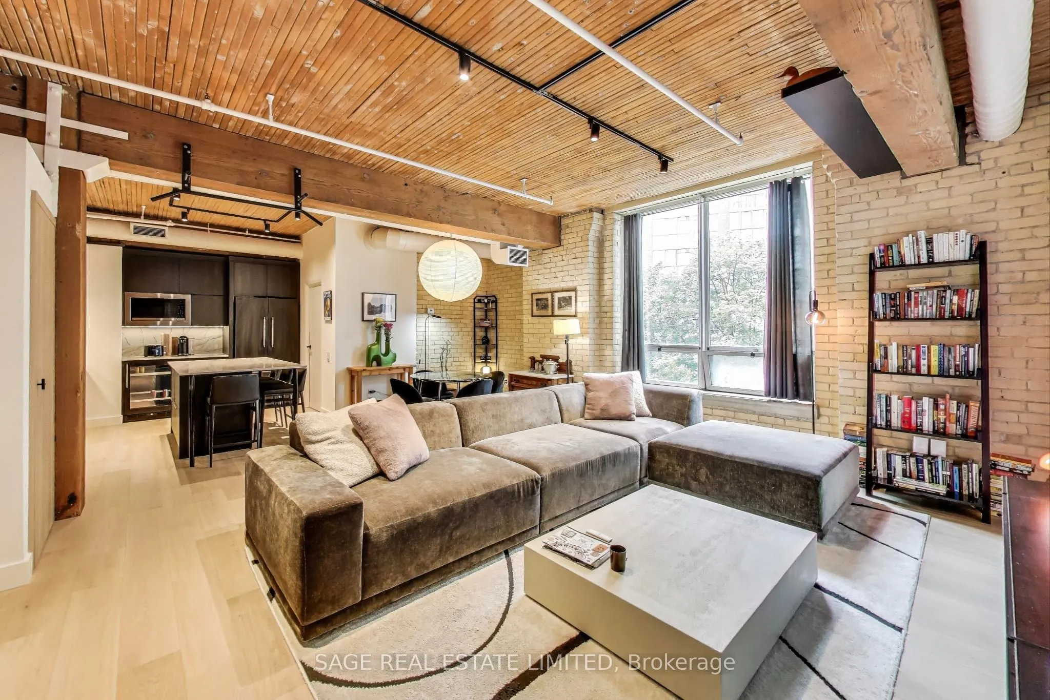 781 King Street W, #403