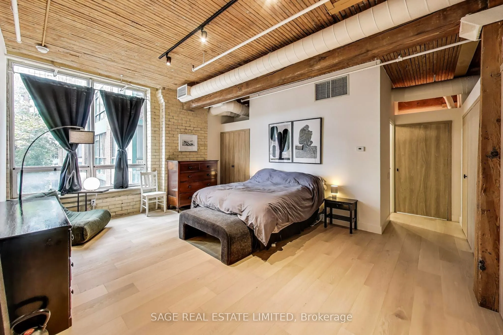 781 King Street W, #403