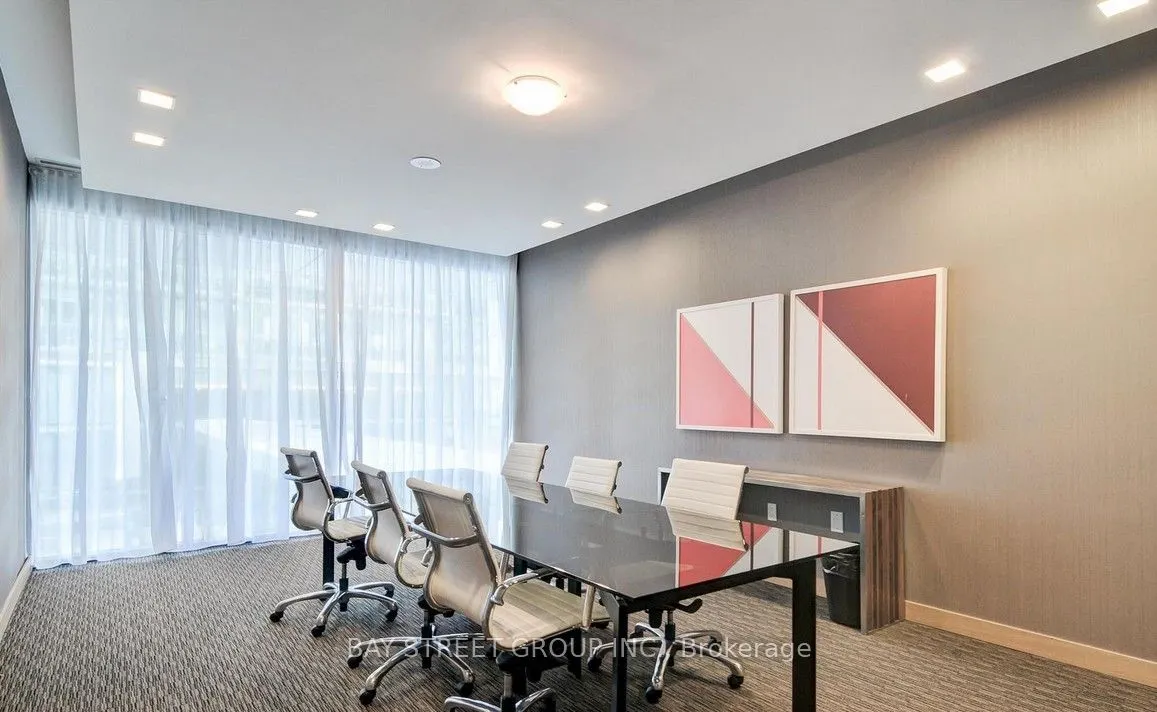 39 Queens Quay E, #341