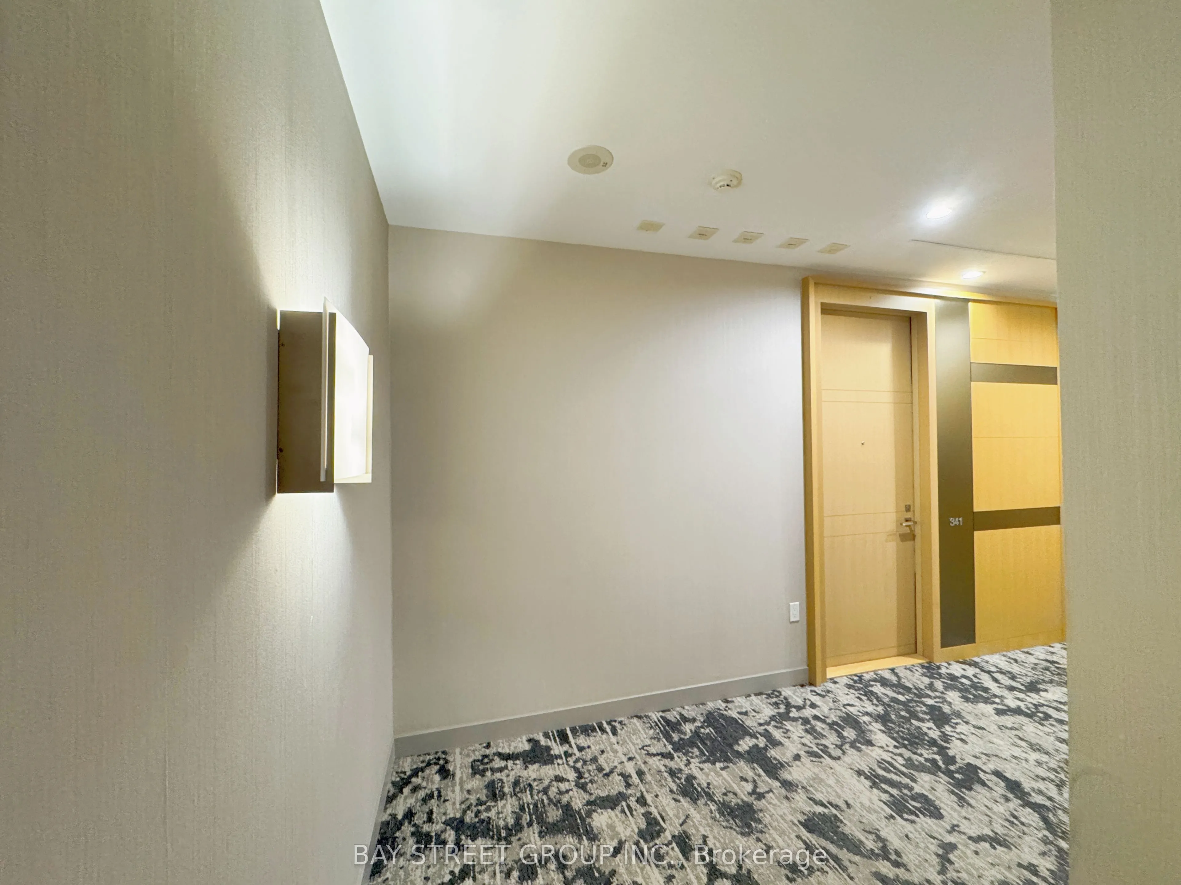39 Queens Quay E, #341