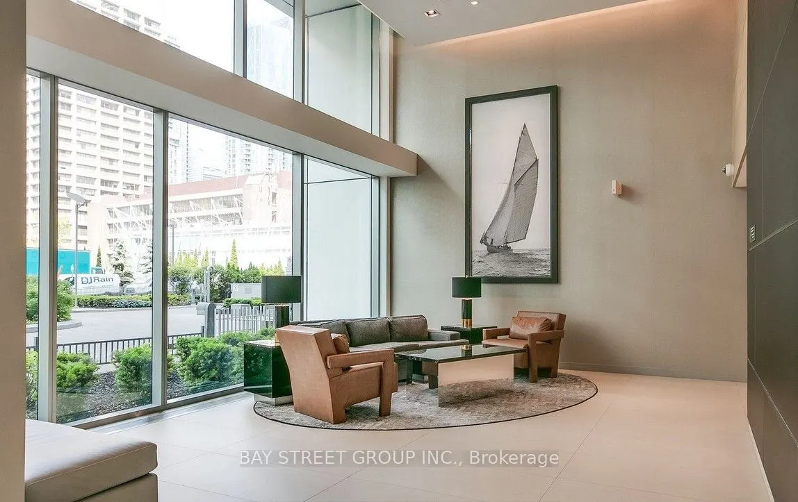 39 Queens Quay E, #341