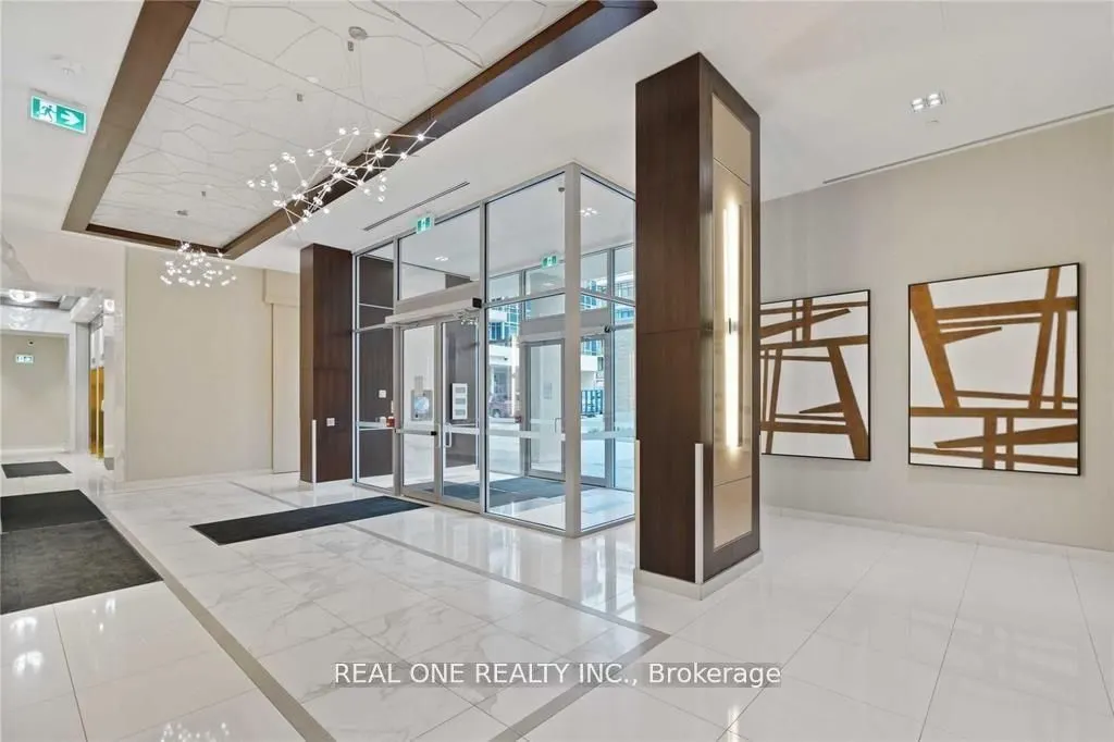 591 Sheppard Avenue E, #925