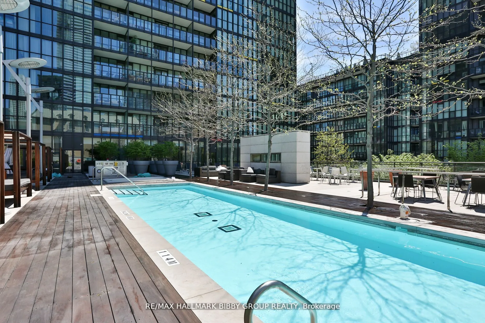 110 Charles Street E, #3106