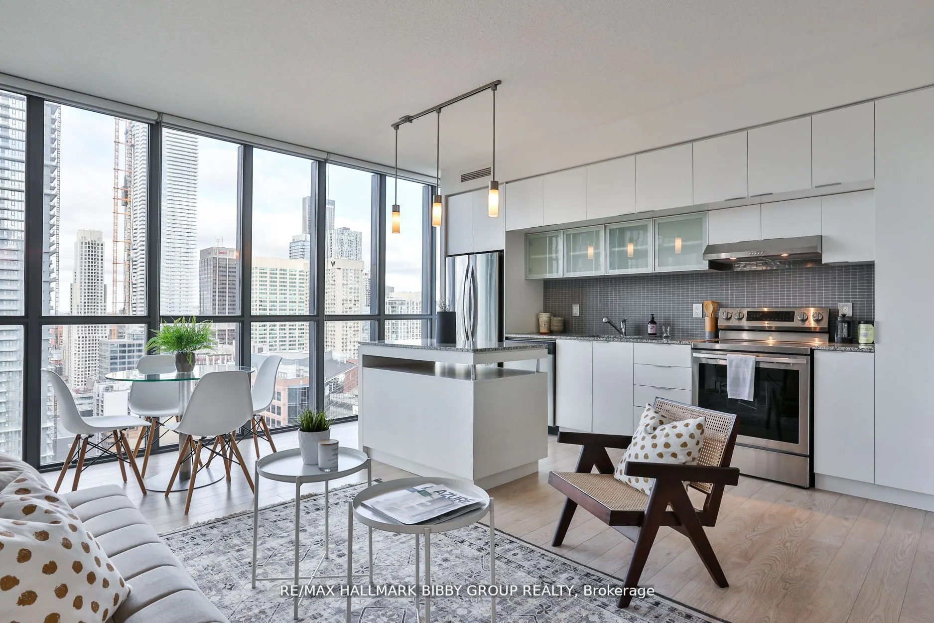 110 Charles Street E, #3106