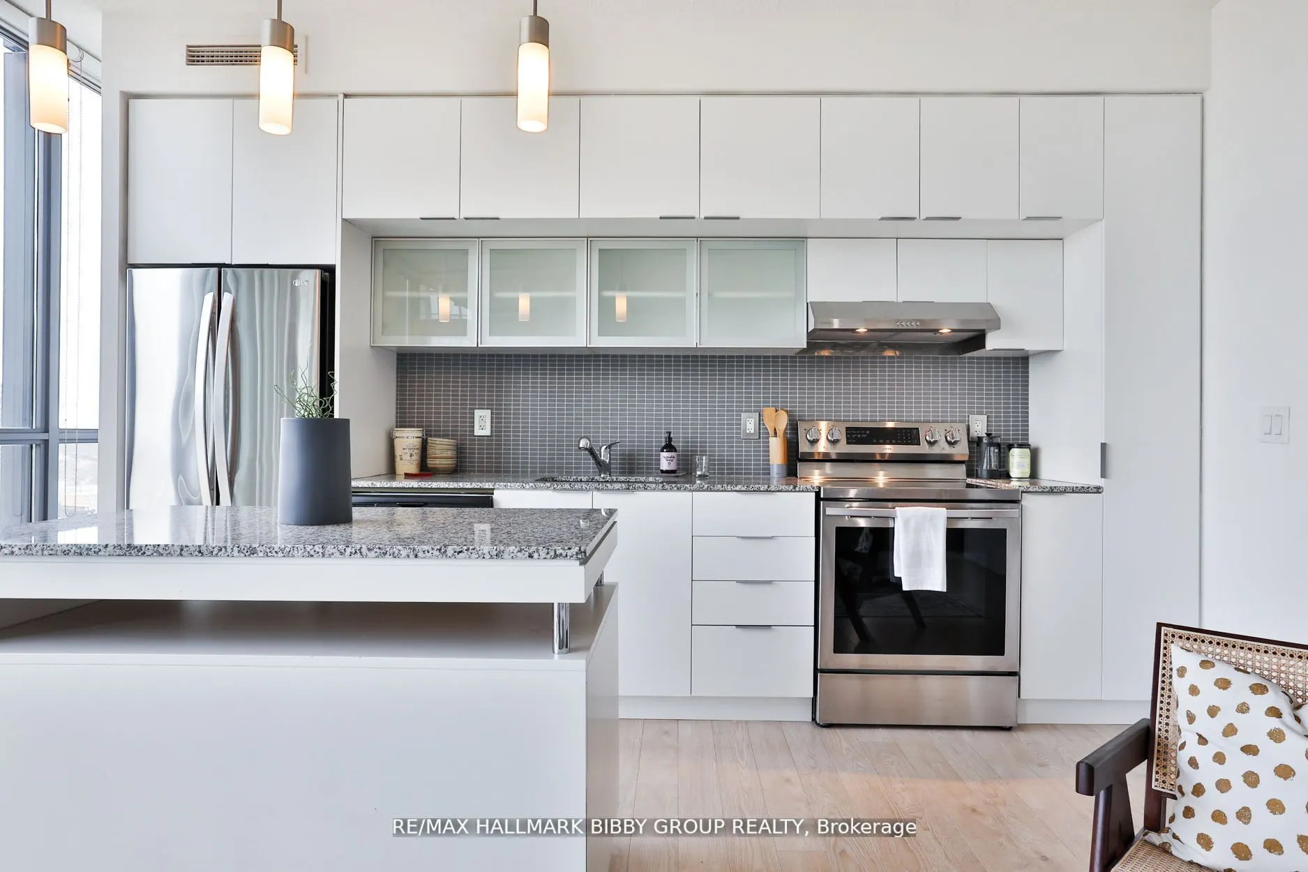 110 Charles Street E, #3106
