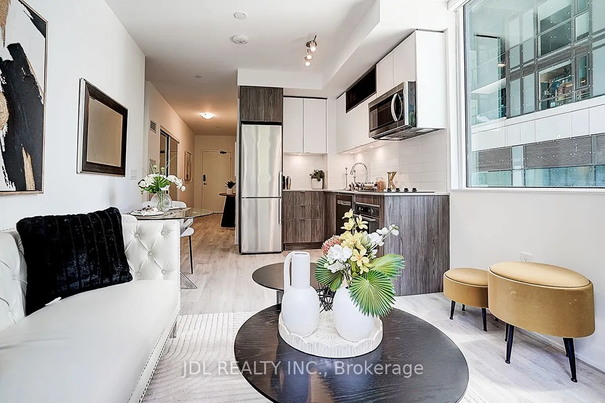 60 Princess Street, #202 SE
