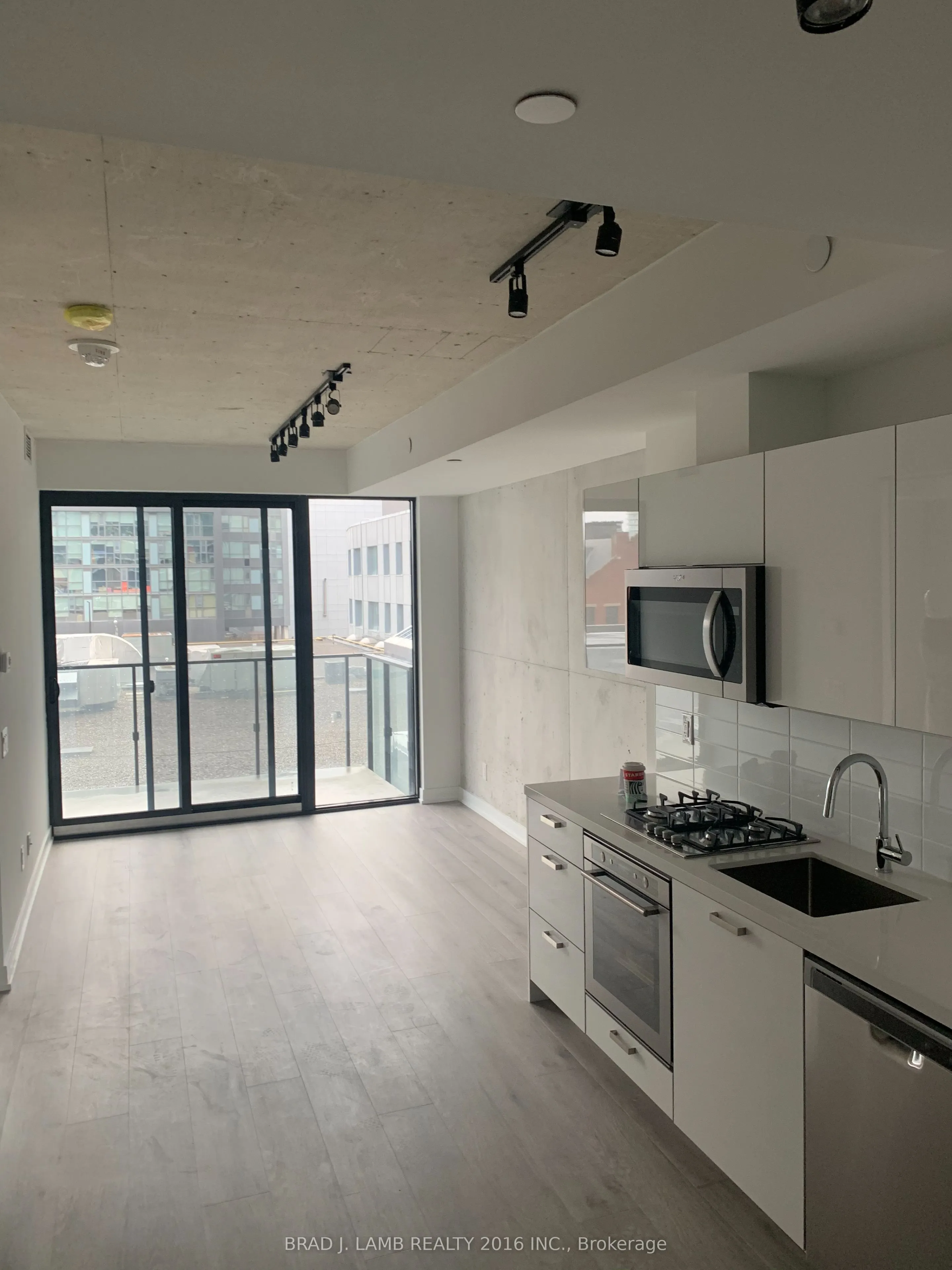 55 Ontario Street, #414