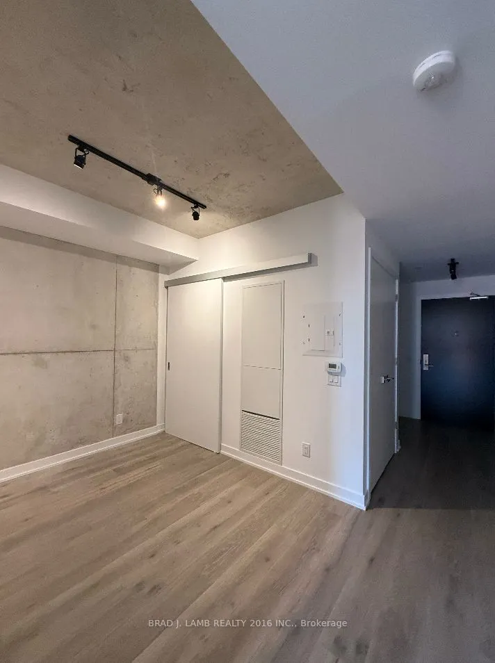55 Ontario Street, #414