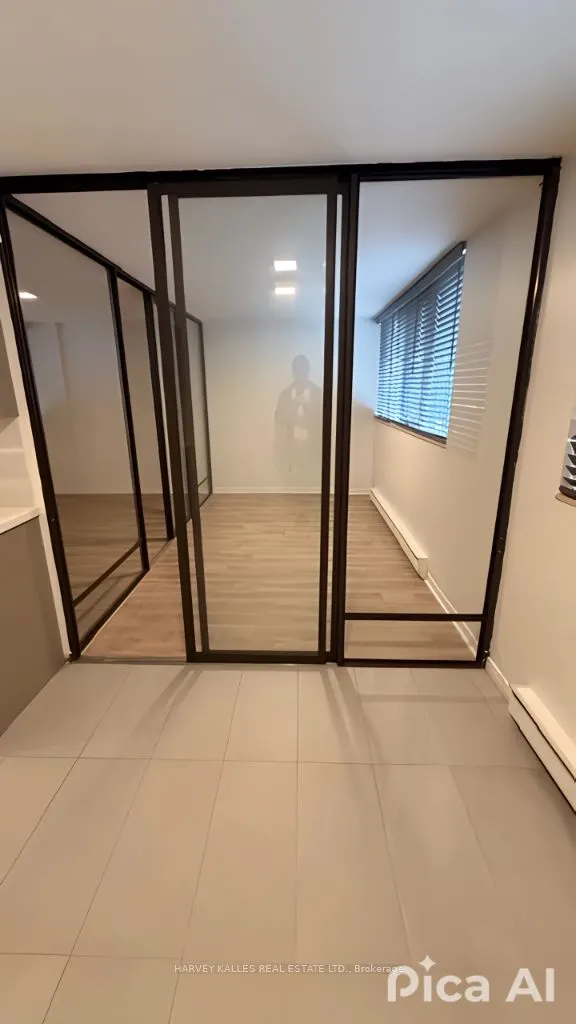 360 Bloor Street E, #306
