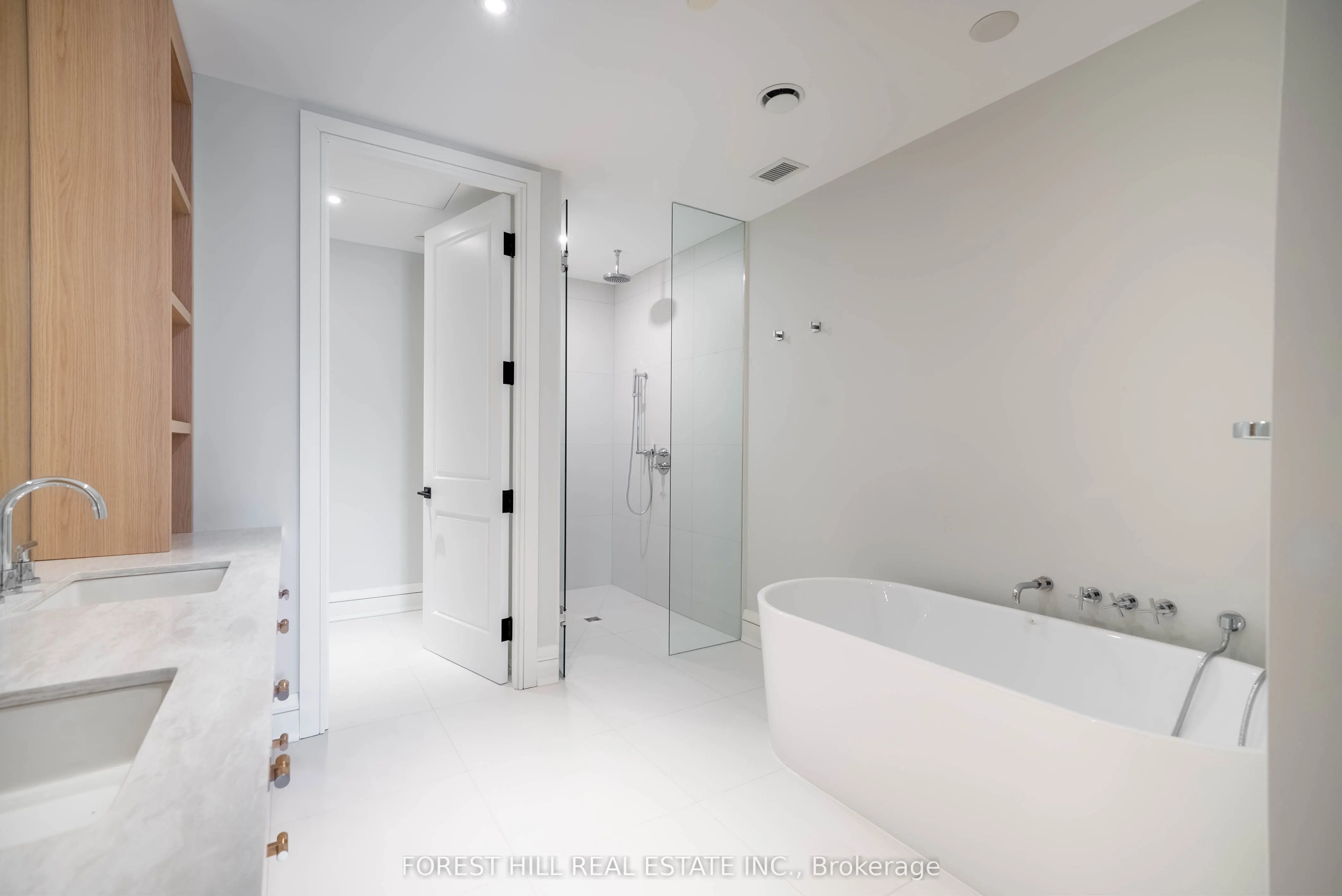 2010 Bathurst Street, #6A