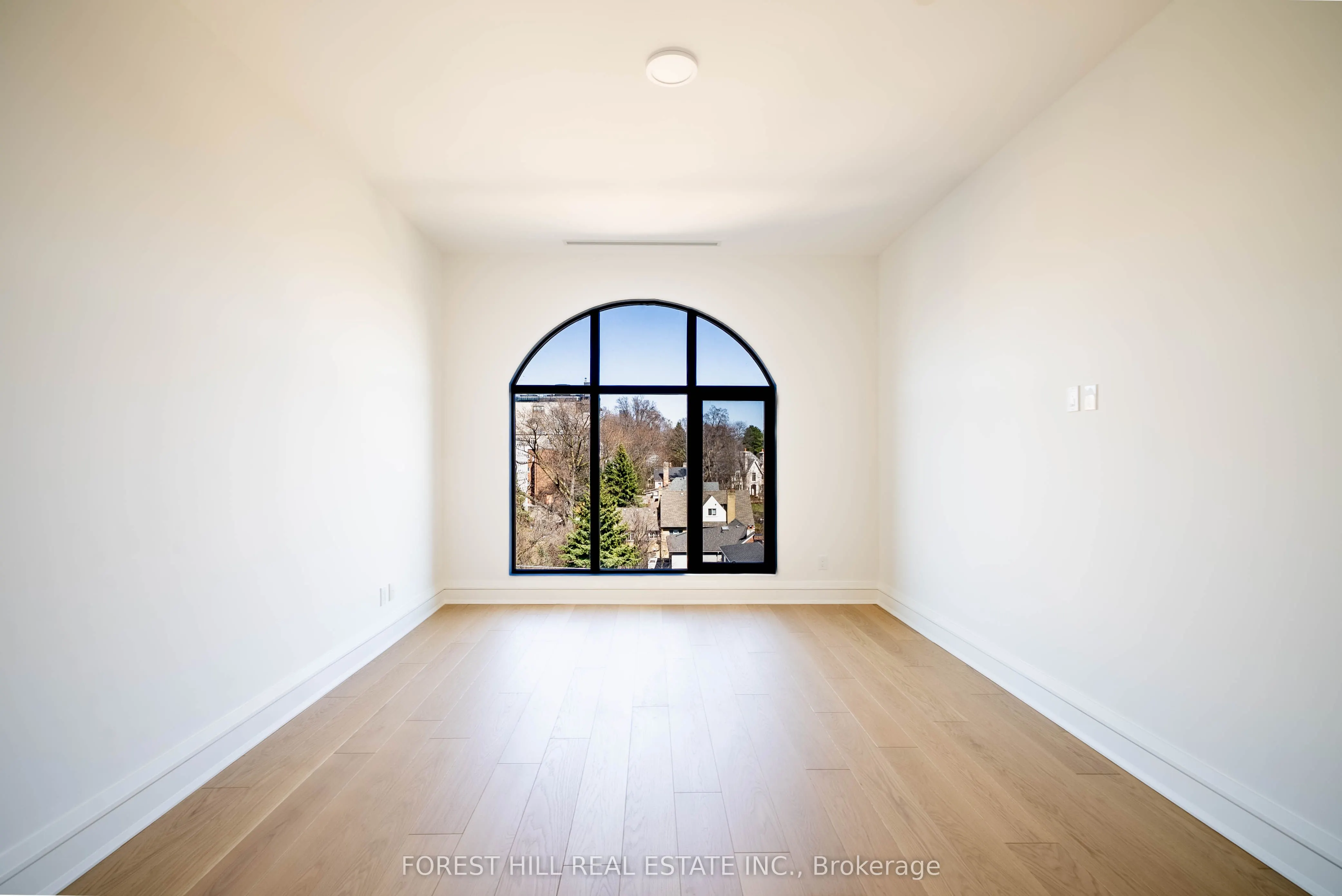 2010 Bathurst Street, #6A
