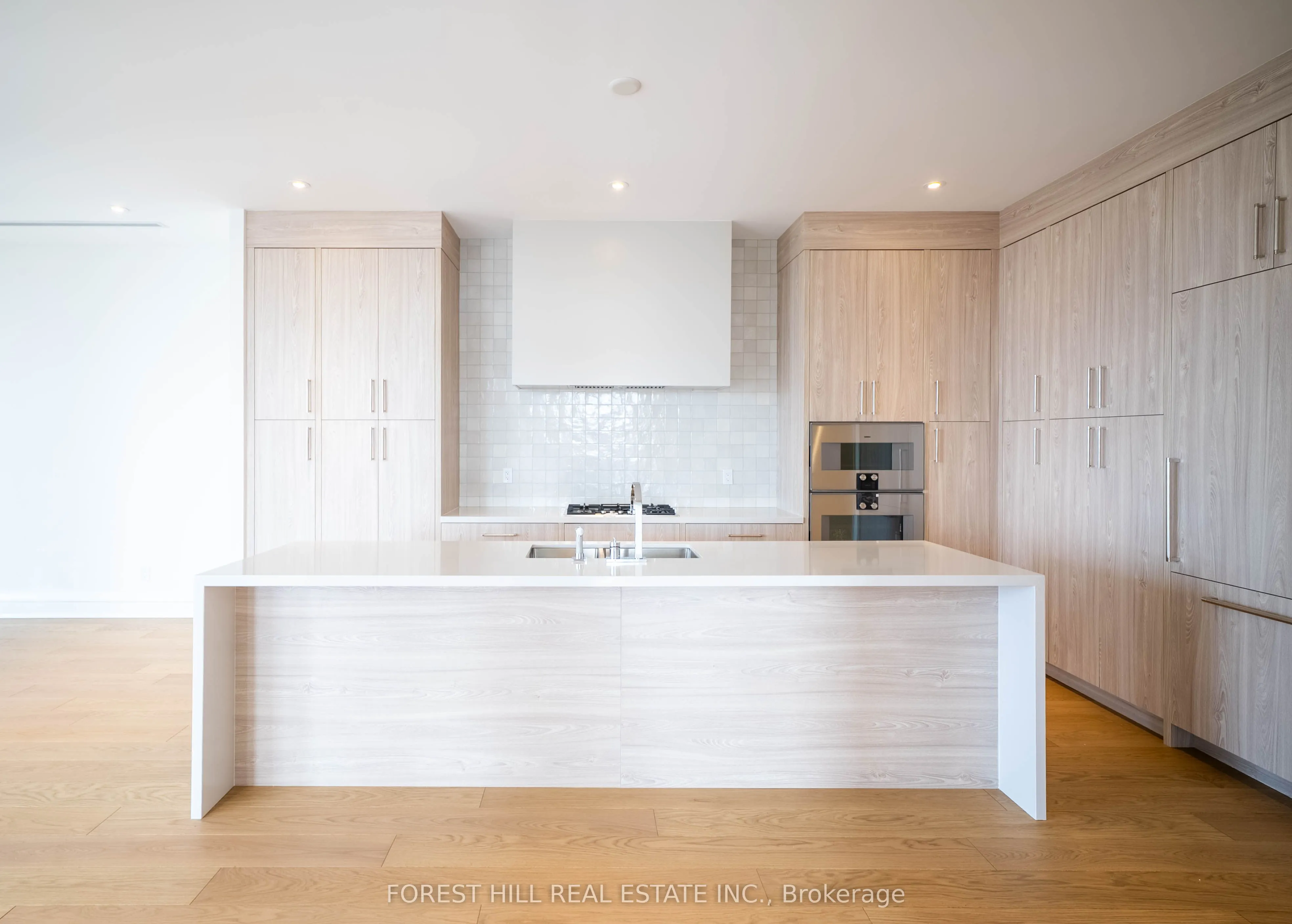 2010 Bathurst Street, #6A