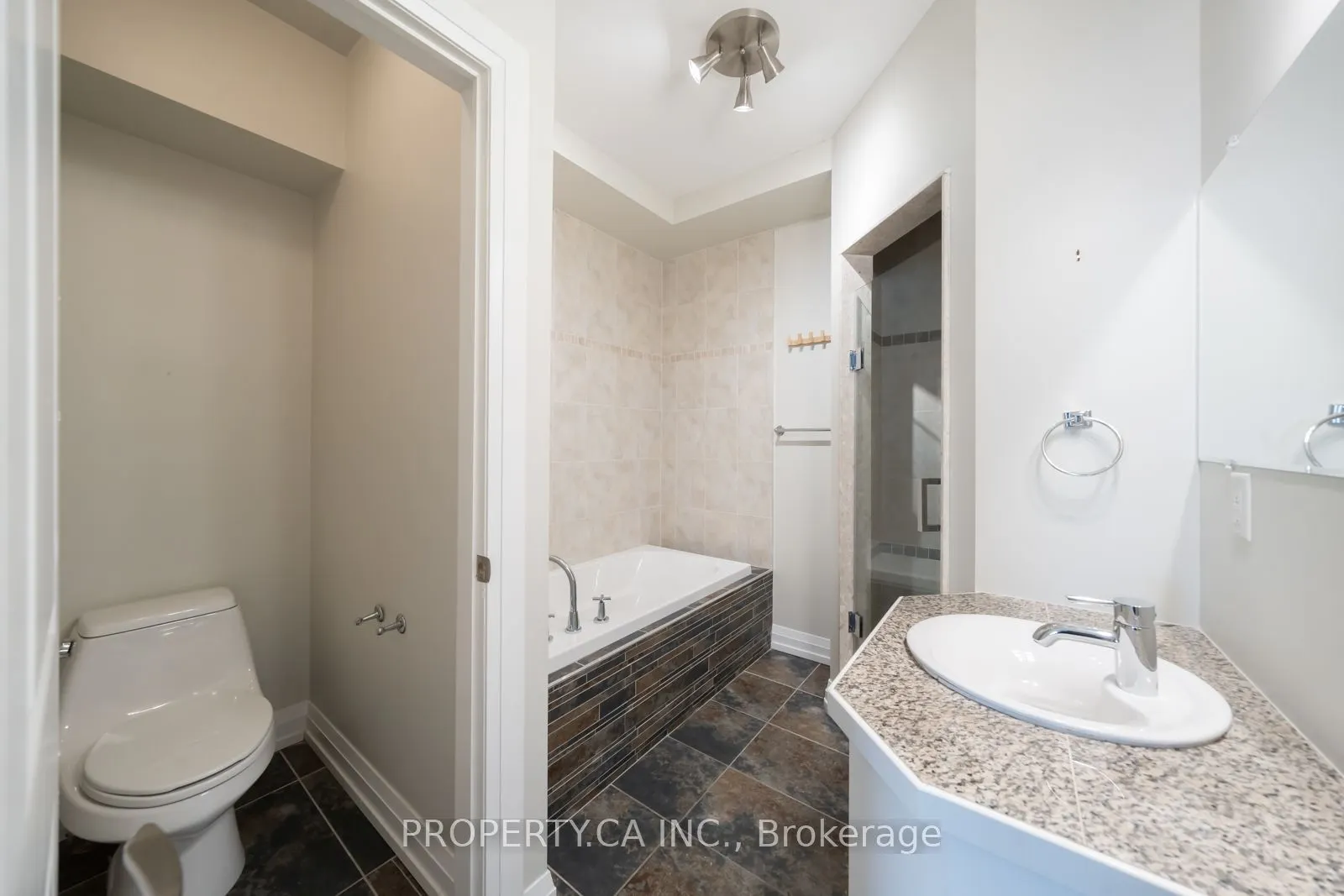 473 Dupont Street, #2