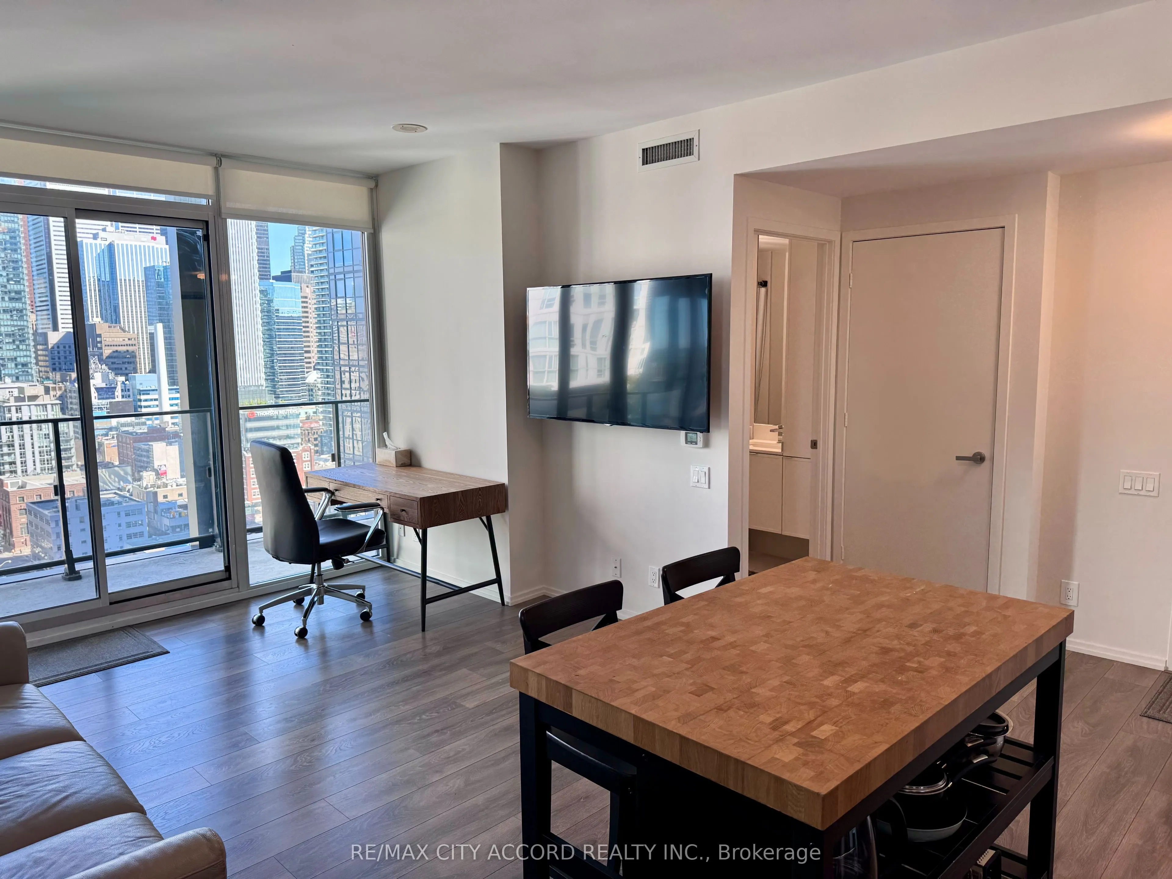 125 Peter Street, #1908