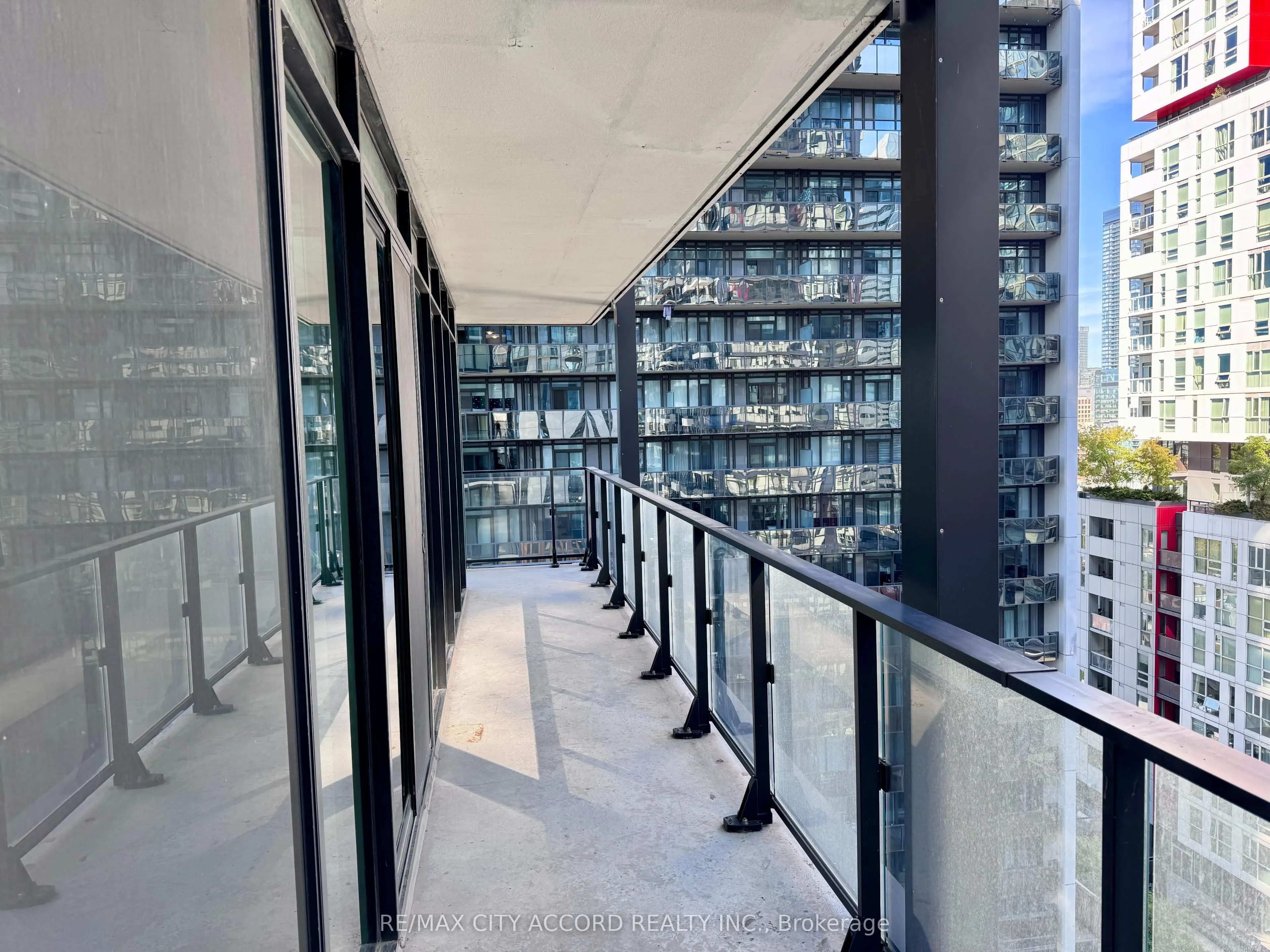 125 Peter Street, #1908