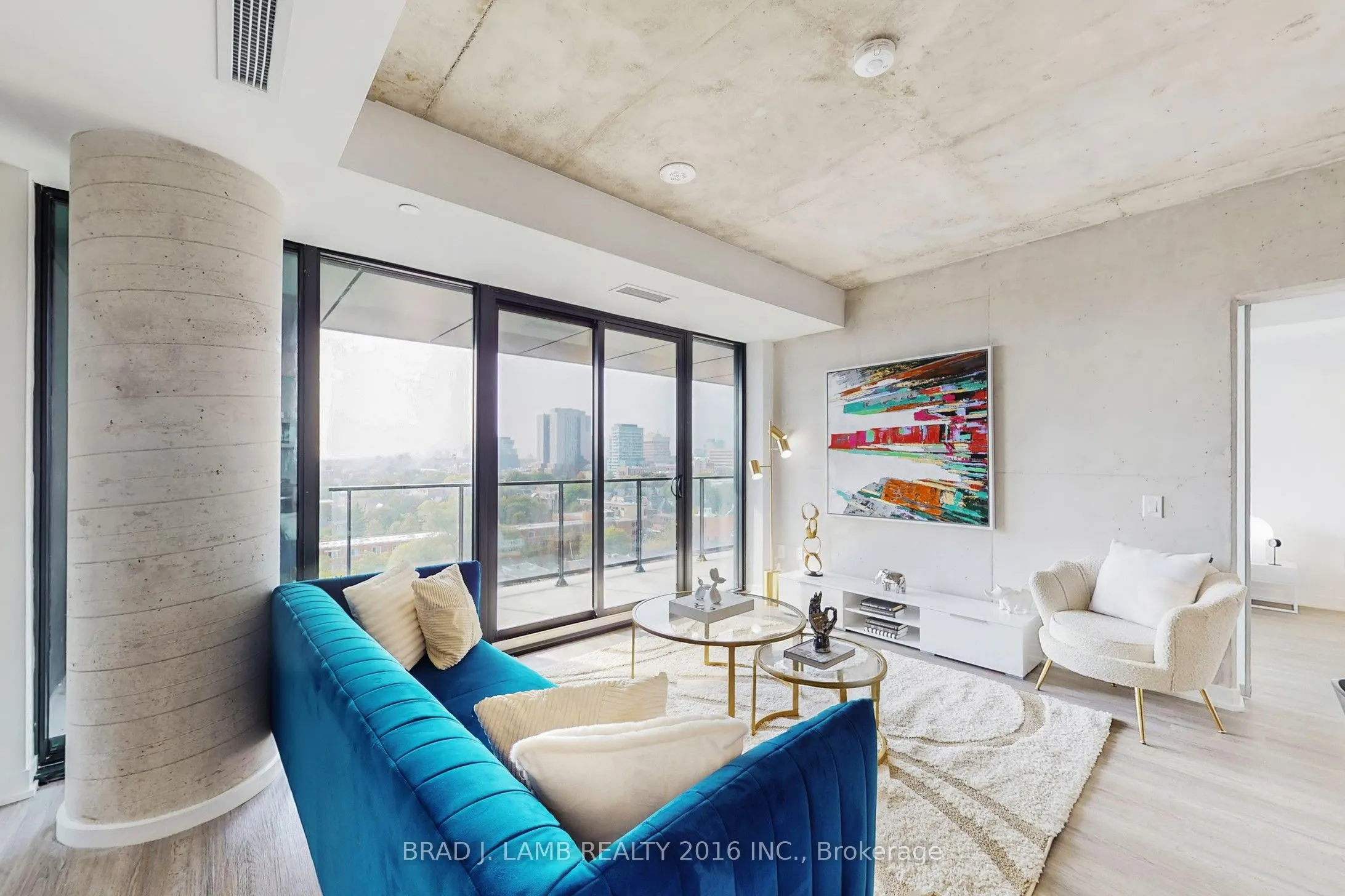 195 McCaul Street, #1011
