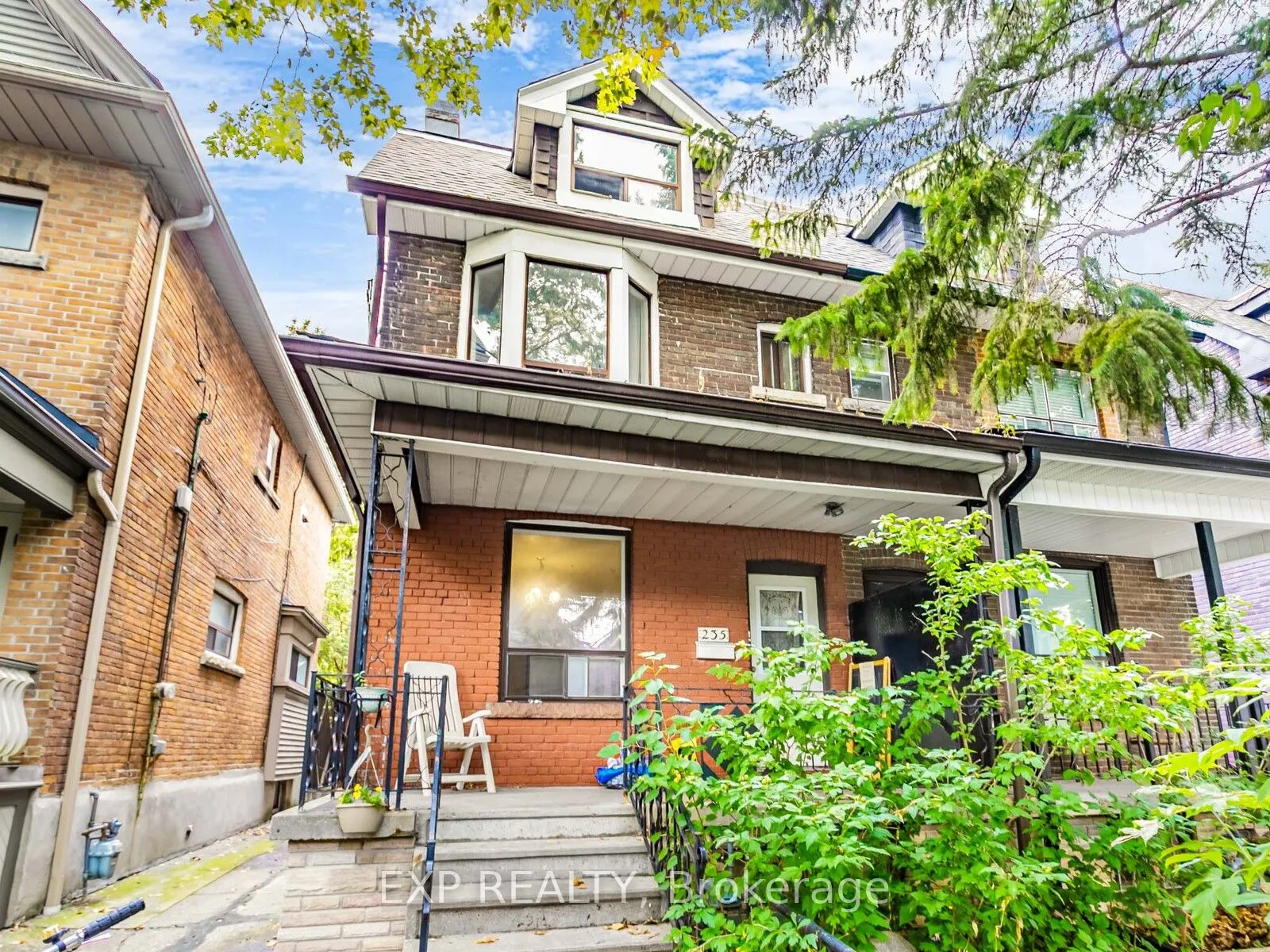 235 Grace Street