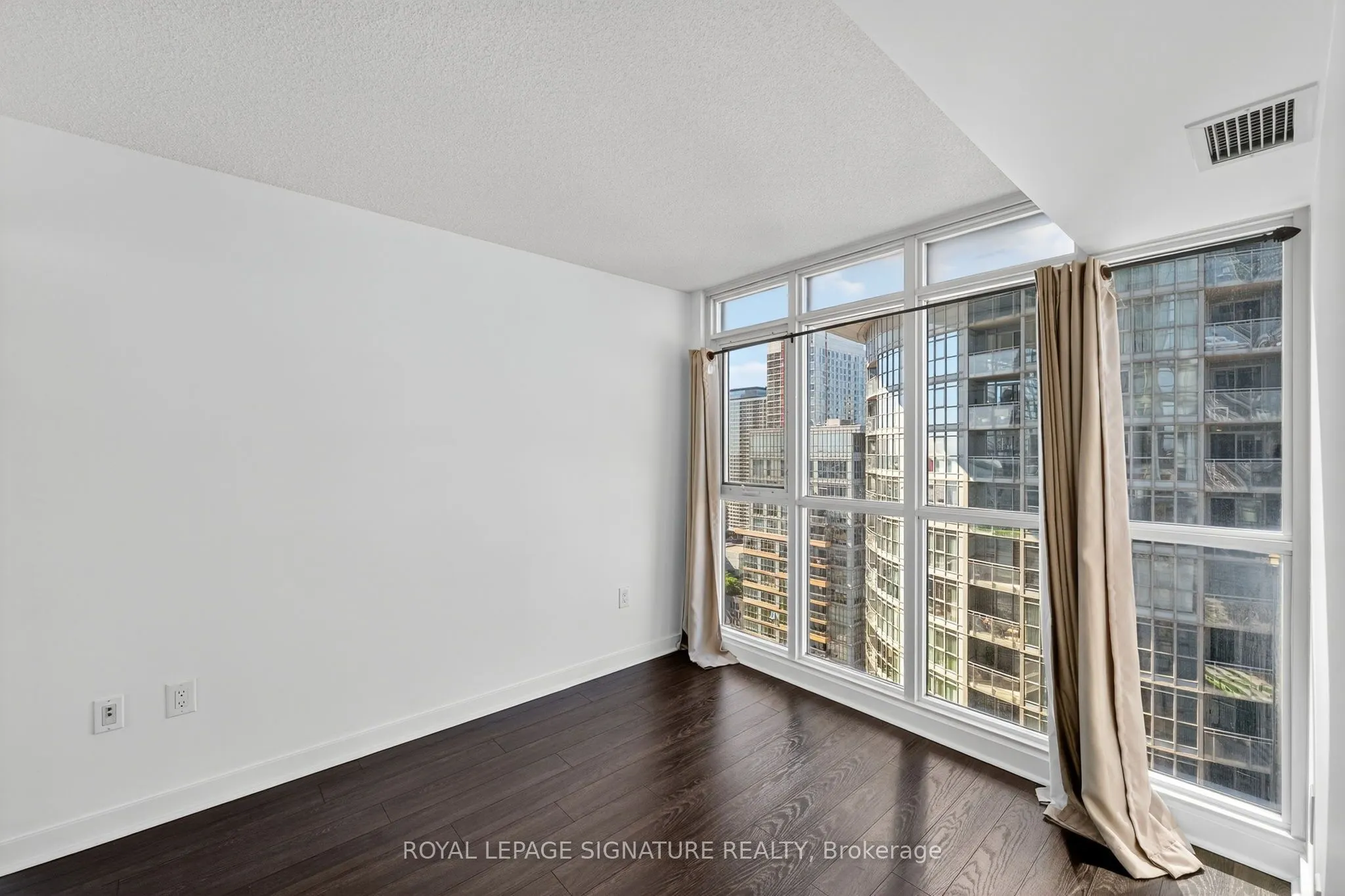 15 Iceboat Terrace, #2811