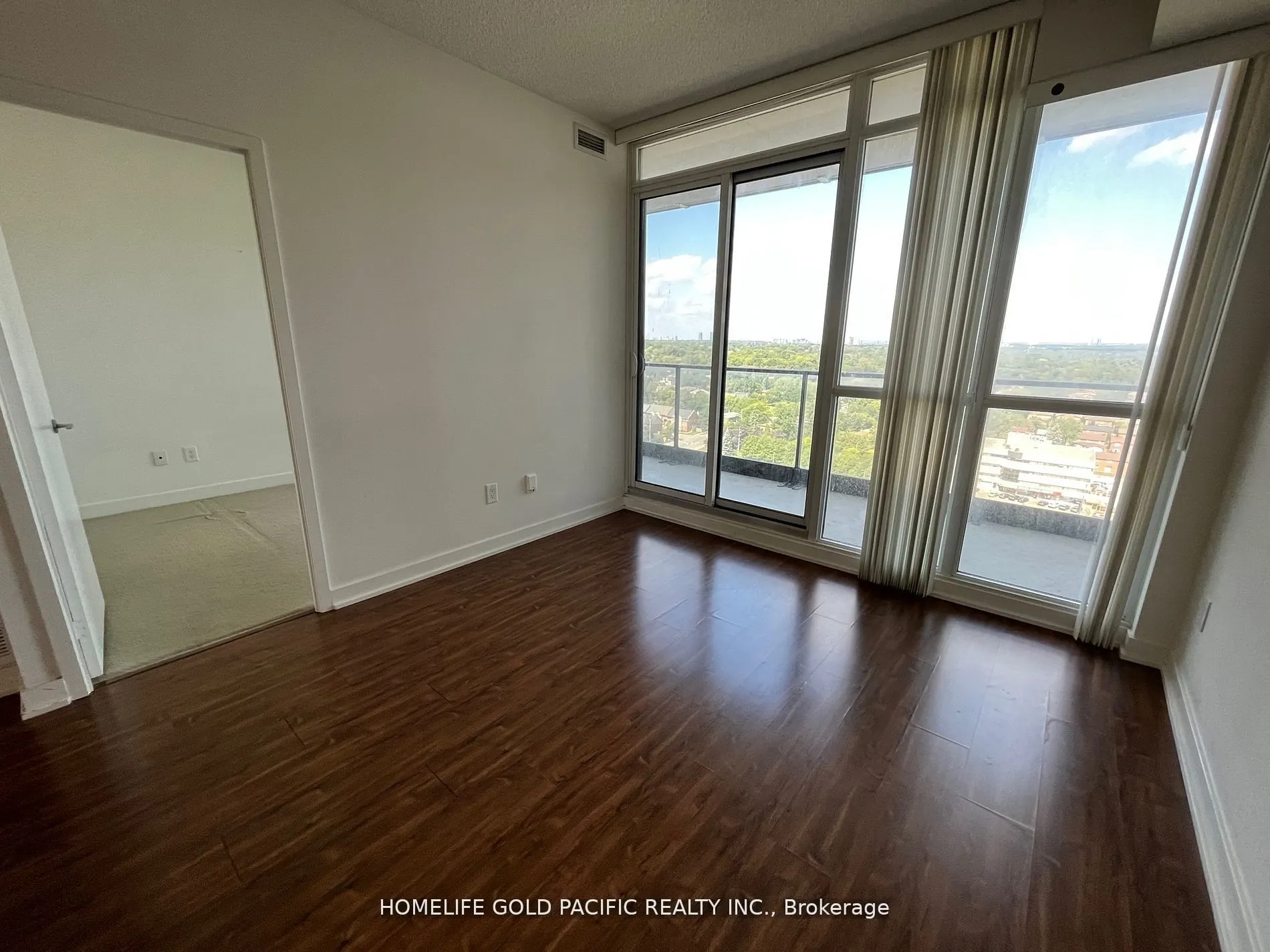 29 Singer Court, #2106