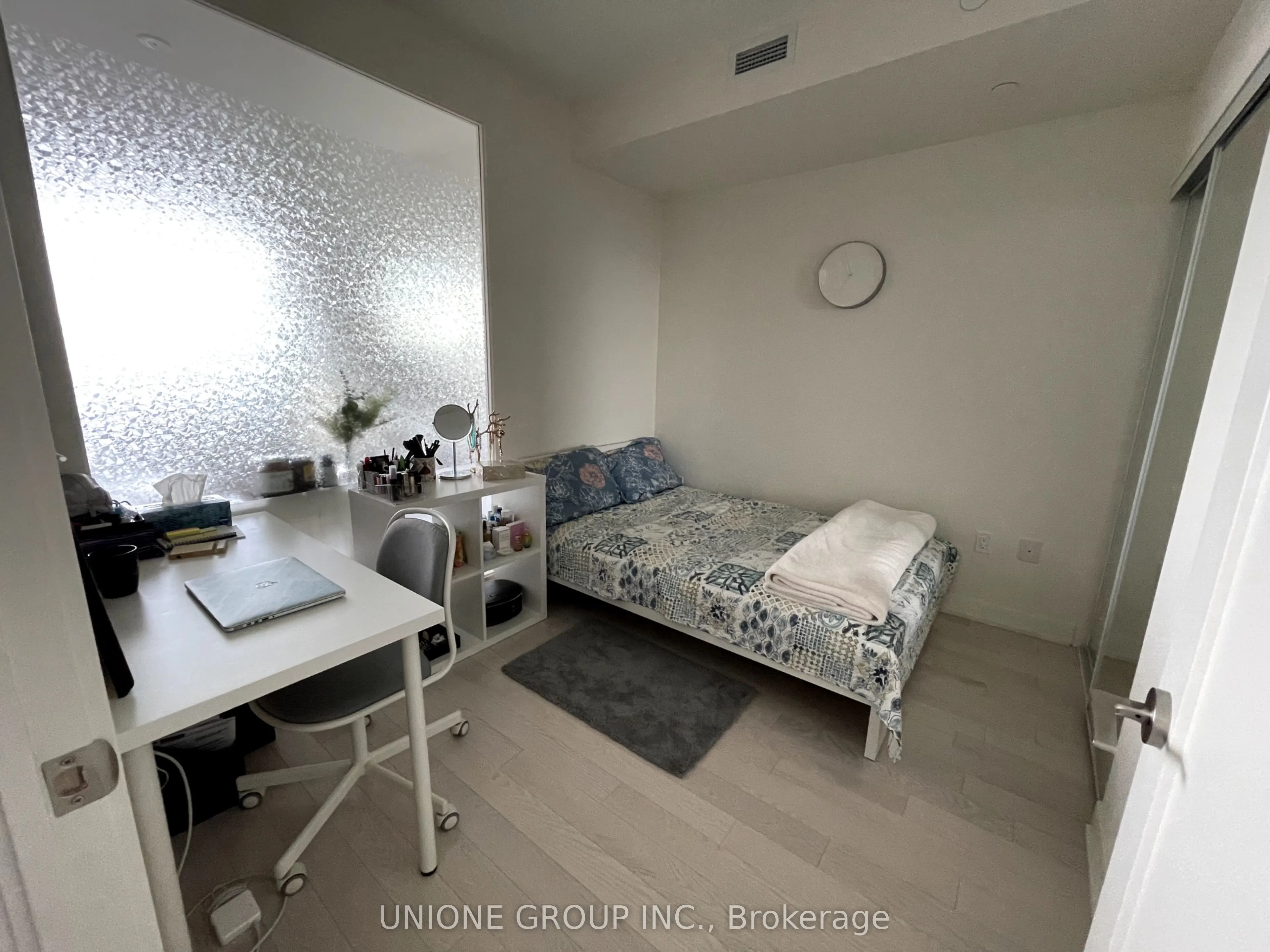 330 richmond Street W, #2608