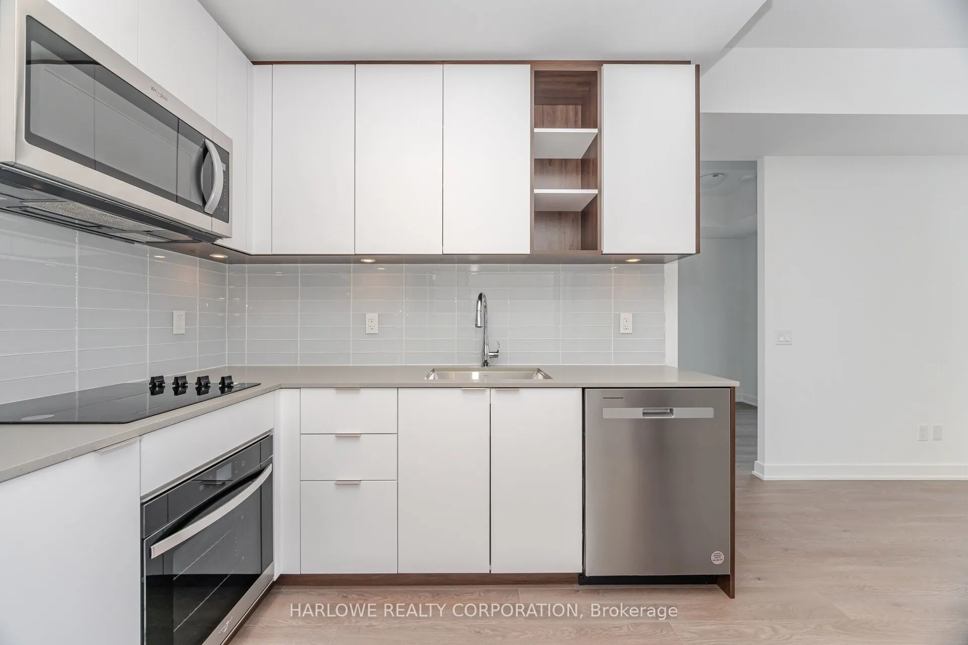 543 Richmond Street W, #1408