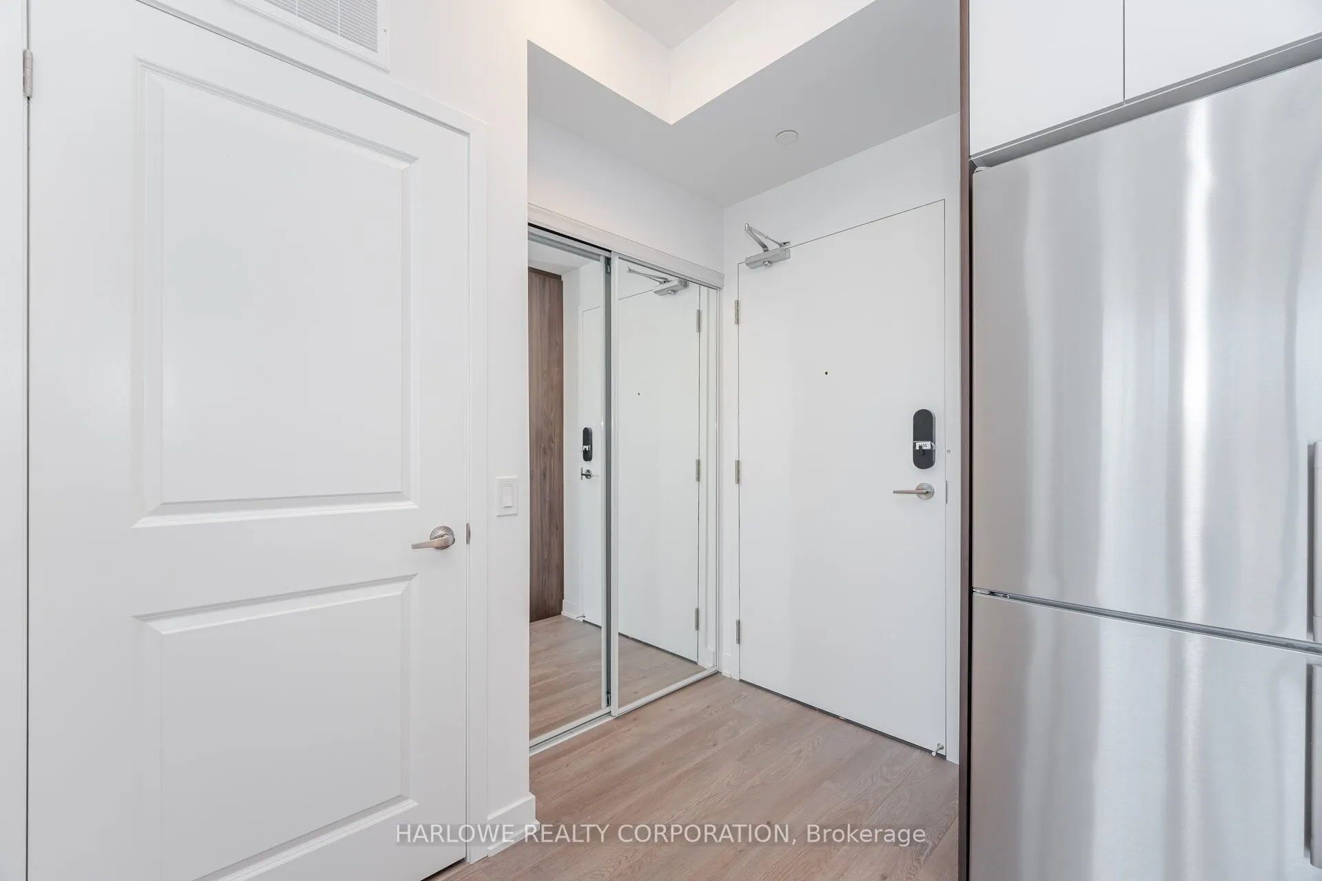 543 Richmond Street W, #1408