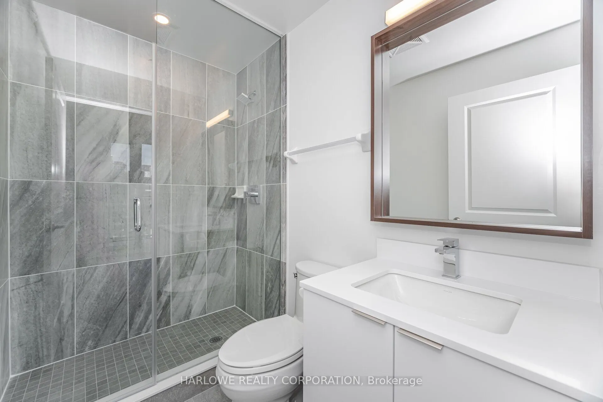 543 Richmond Street W, #1408