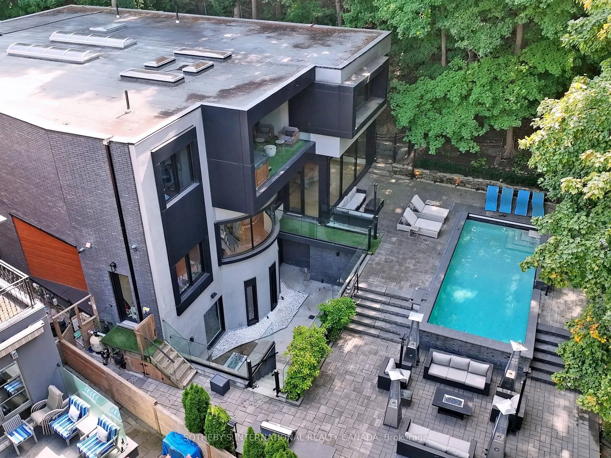 12 Winton Road