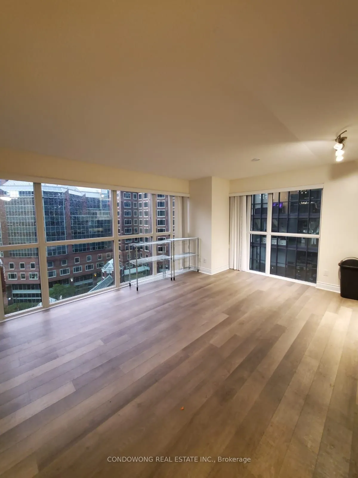 28 Ted Rogers Way, #1102