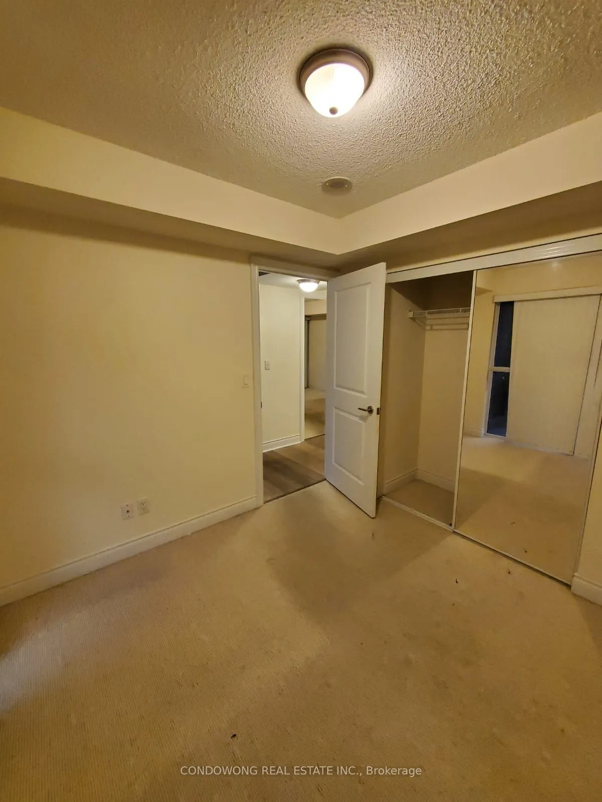 28 Ted Rogers Way, #1102