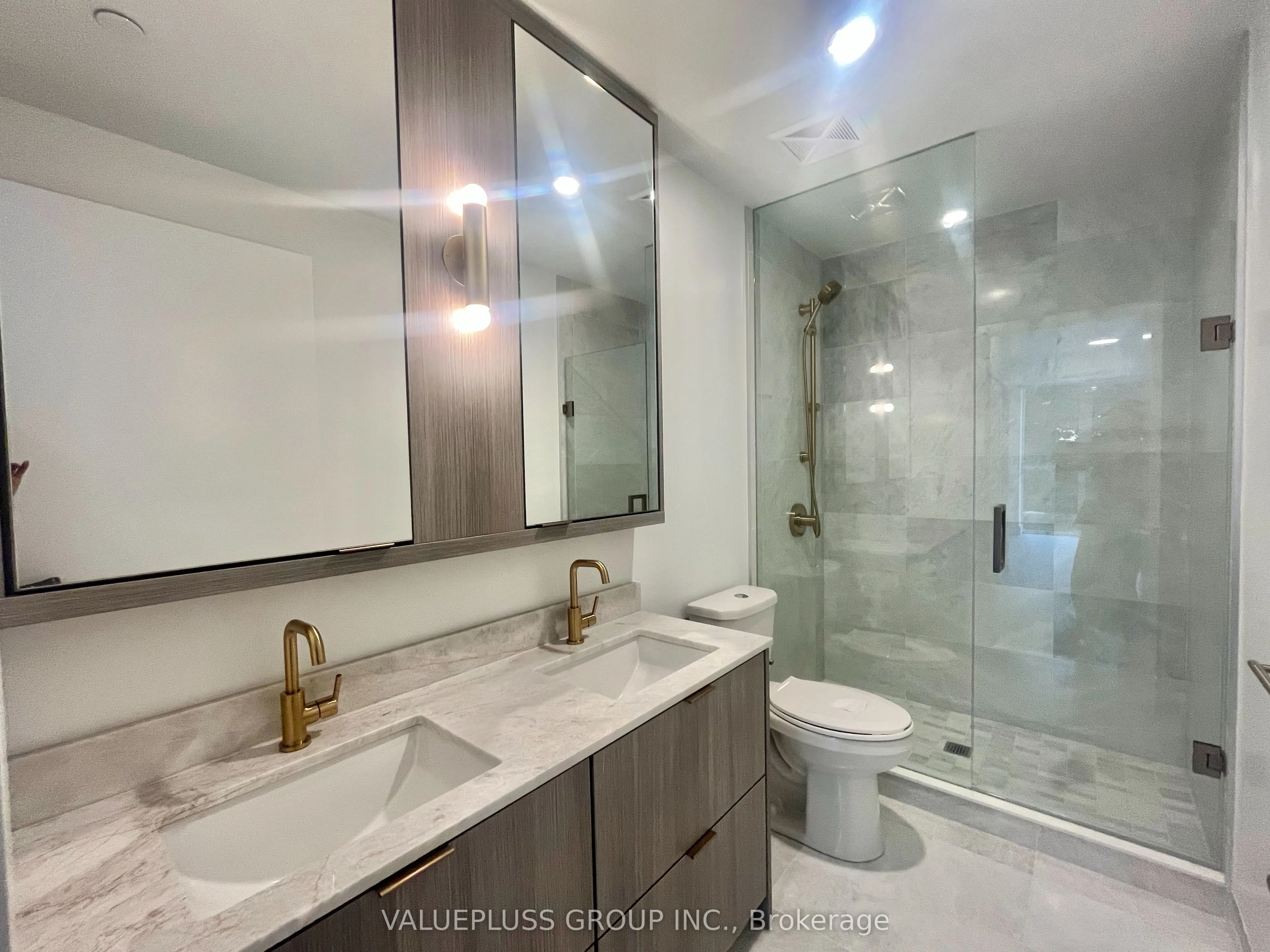 6 Greenbriar Road, #101