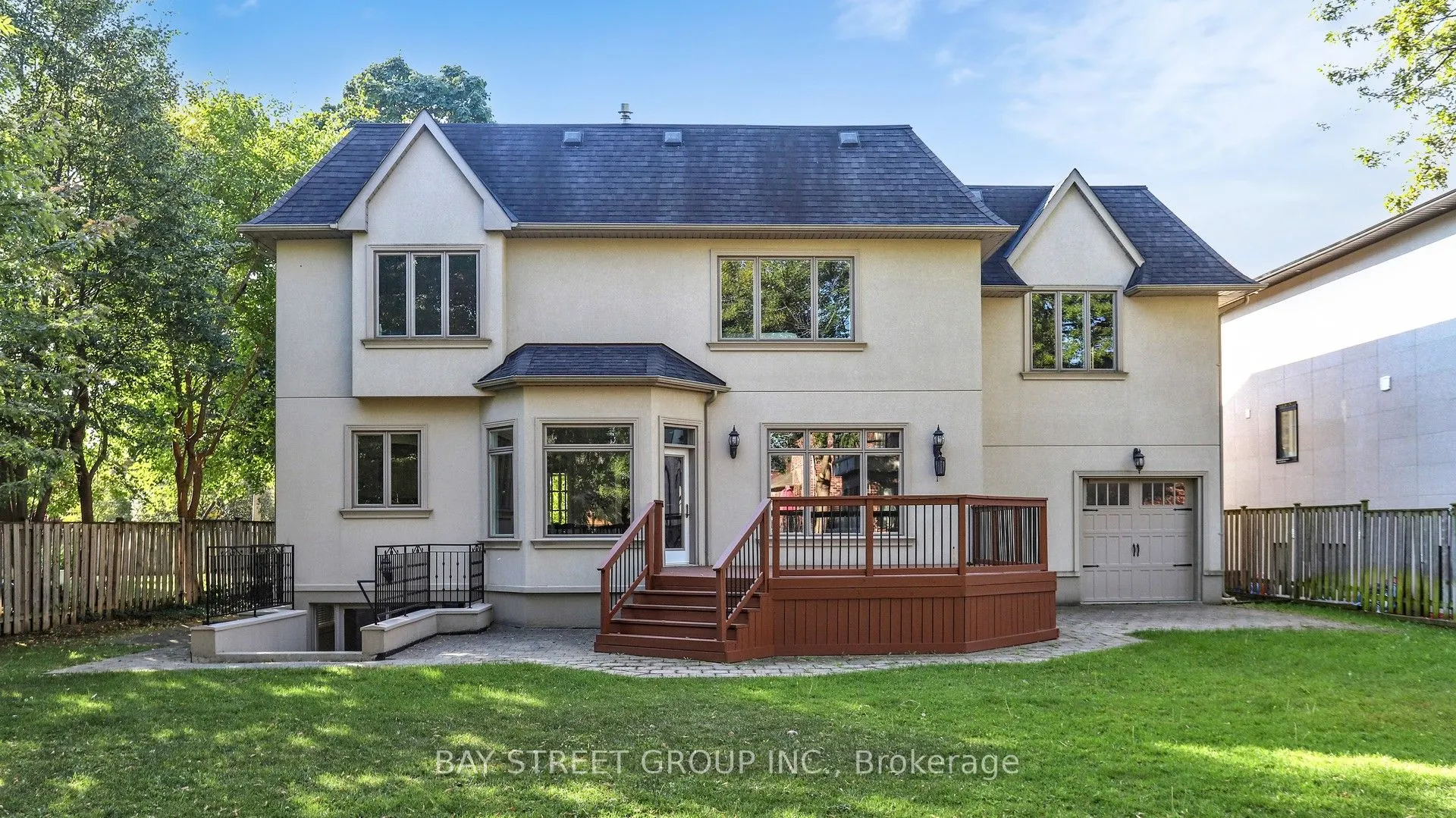 112 Centre Avenue