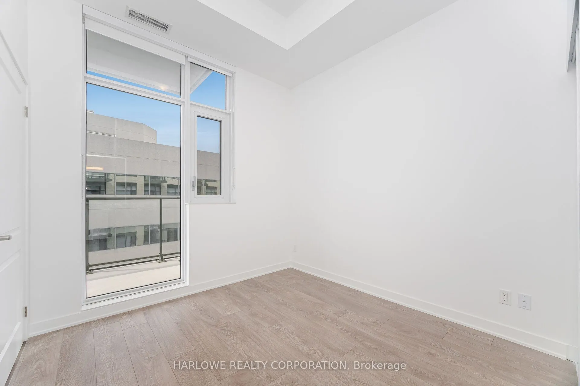 543 Richmond Street W, #LPH25
