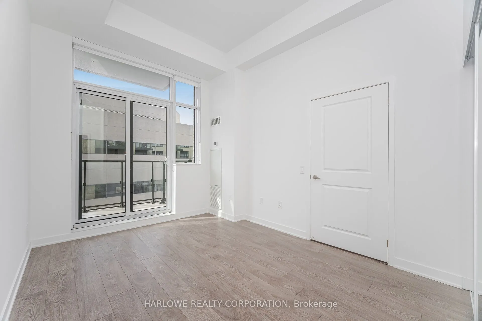 543 Richmond Street W, #LPH25