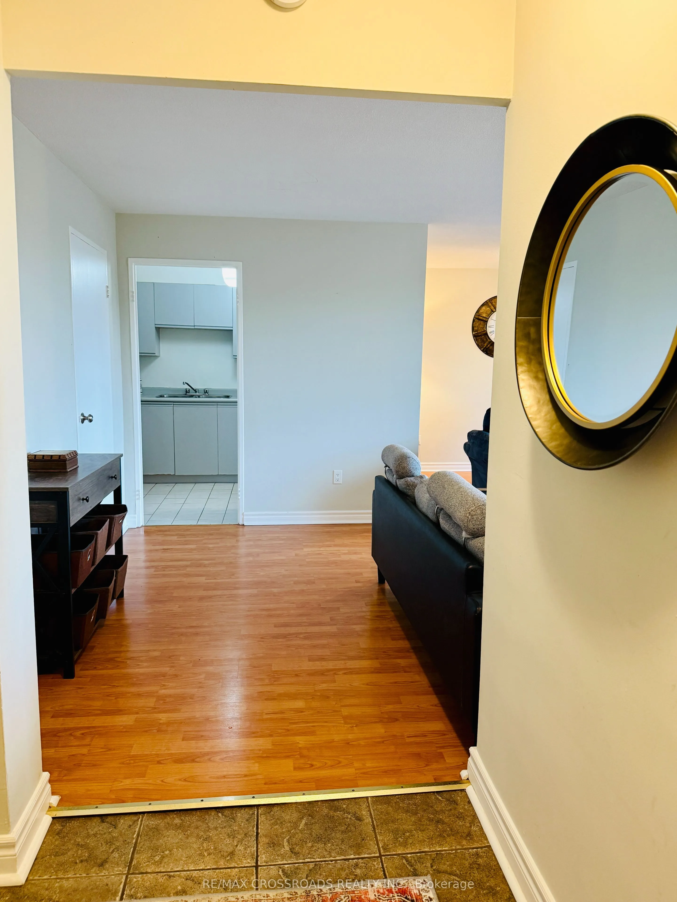 20 Edgecliff Golfway, #202