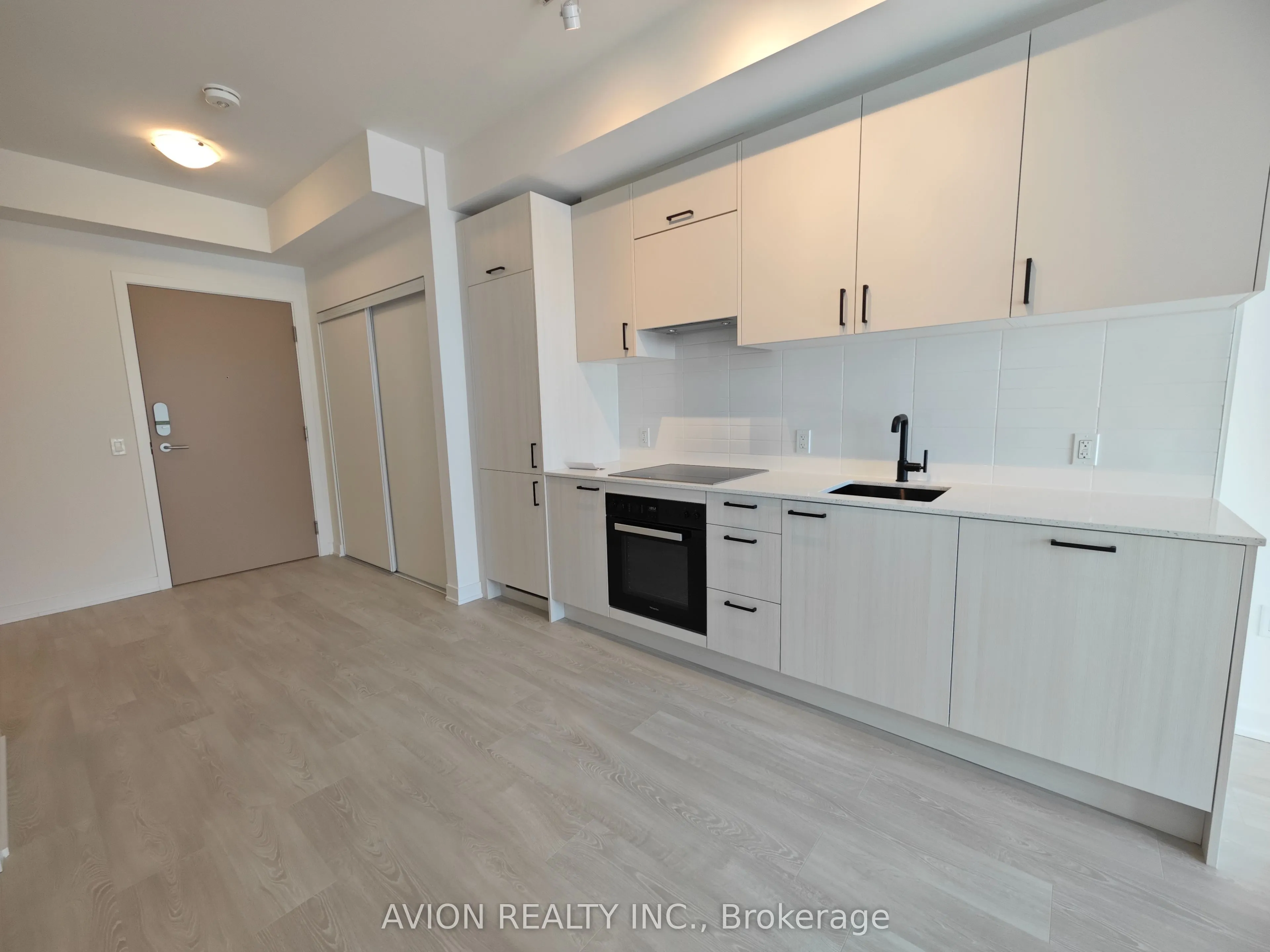 1 Kyle Lowry Road, #315