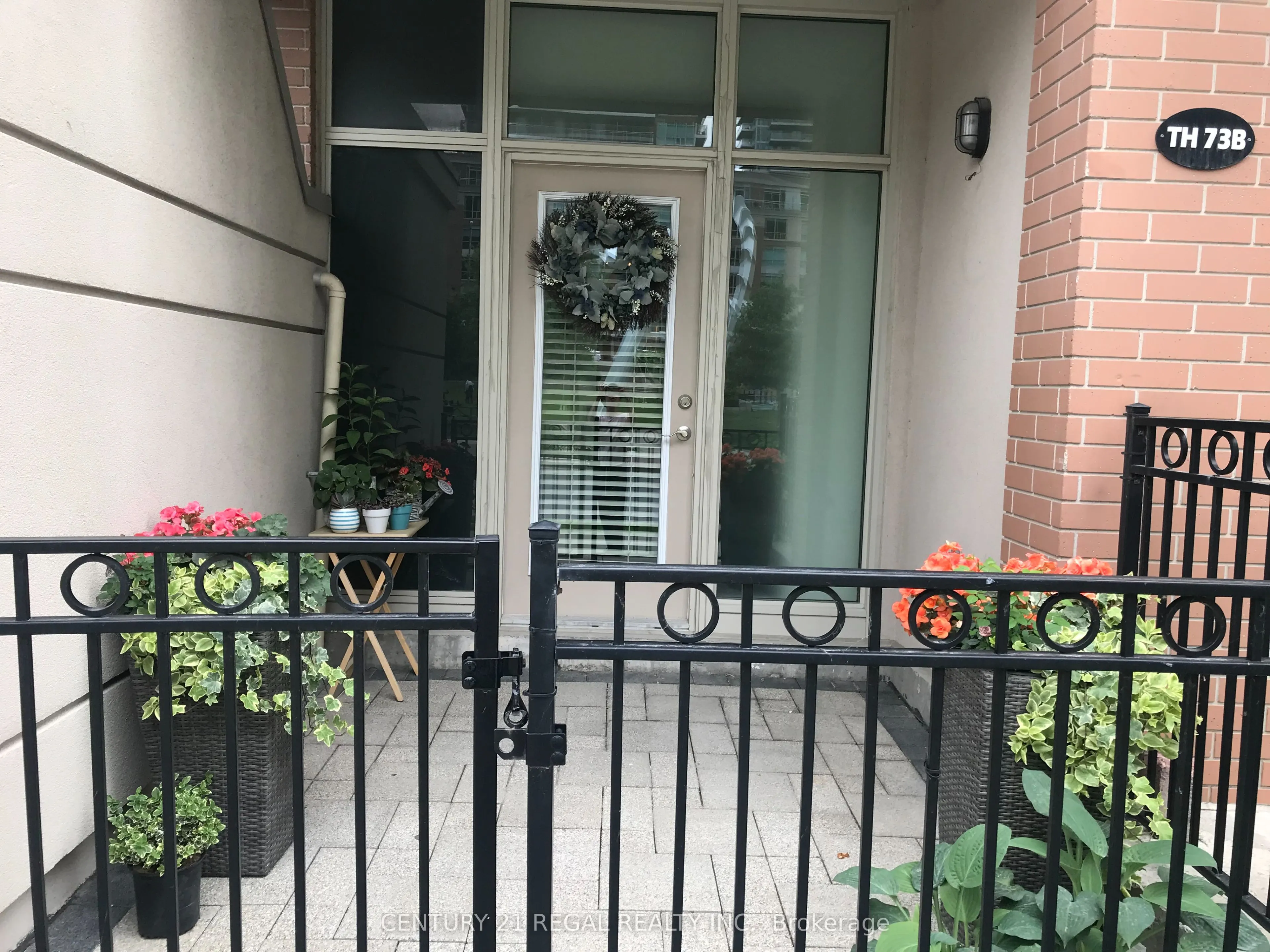 75 East Liberty Street, #TH73B
