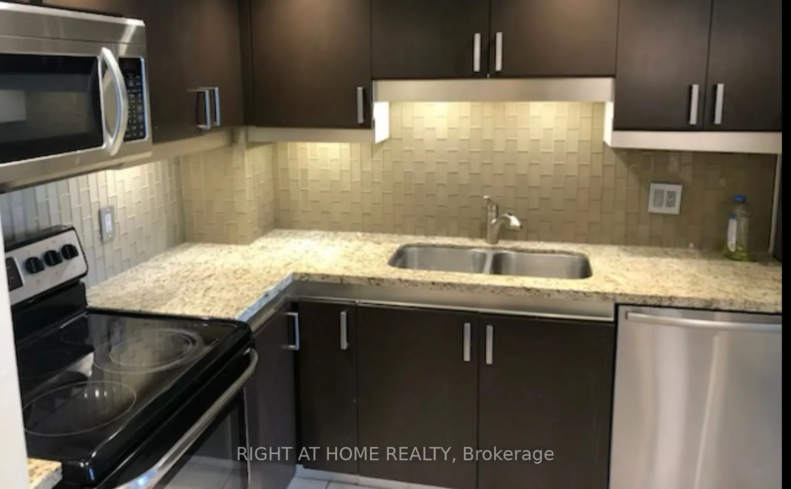 65 Harbour Square, #3007