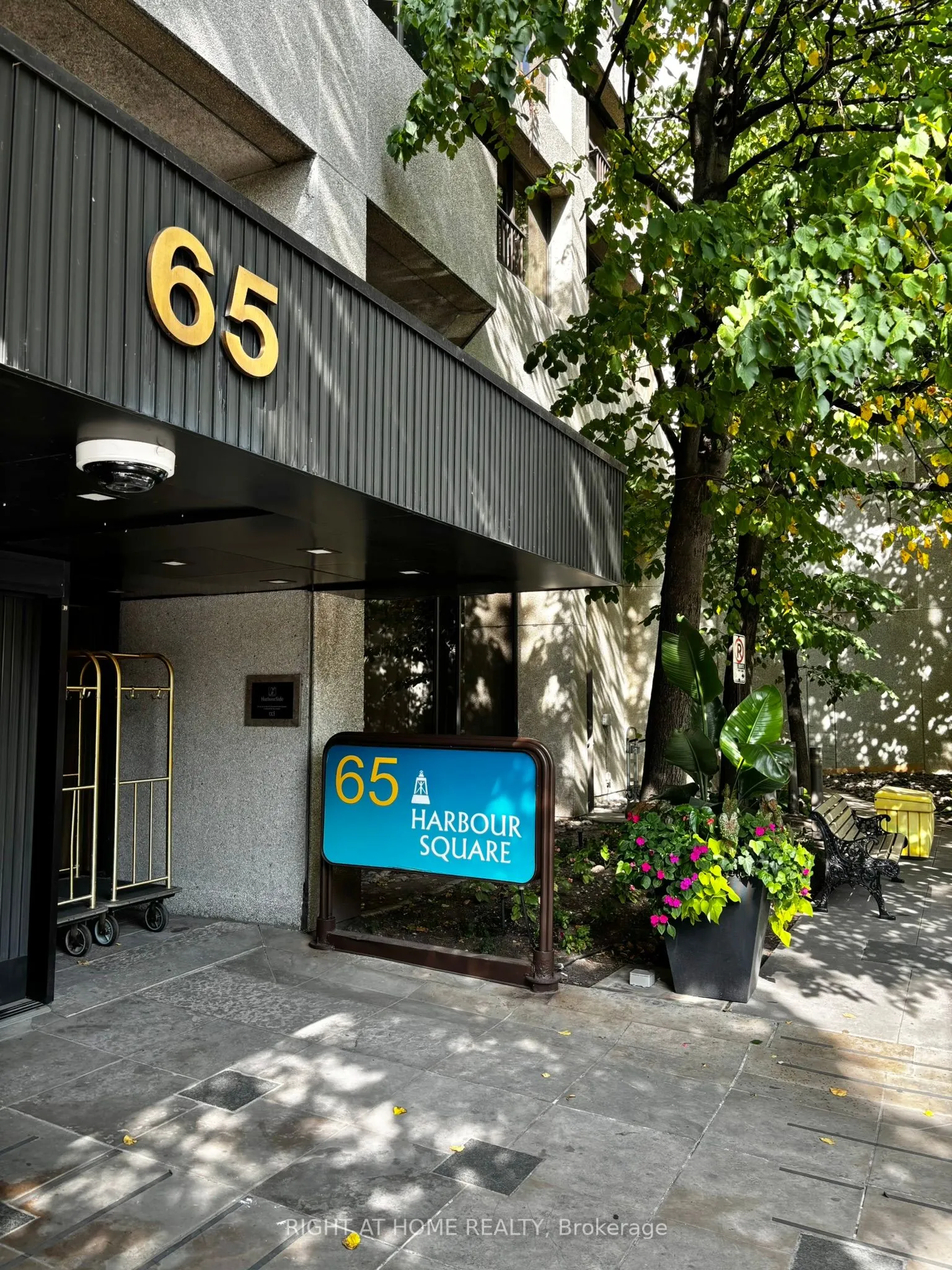 65 Harbour Square, #3007