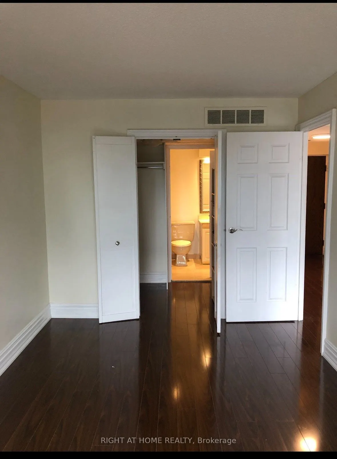 65 Harbour Square, #3007
