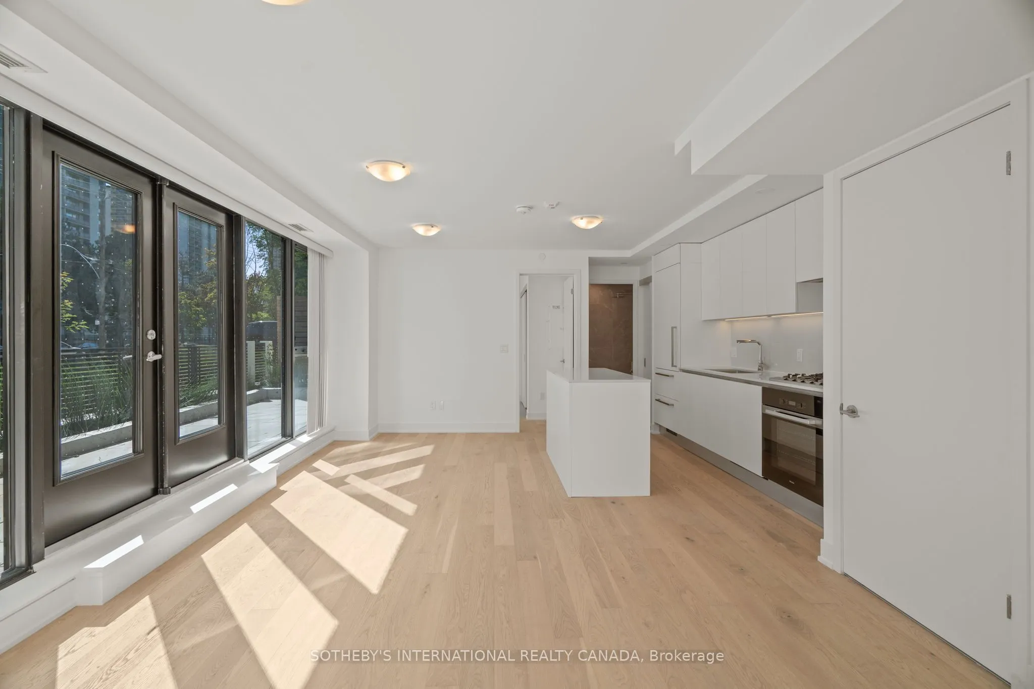200 Keewatin Avenue, #102