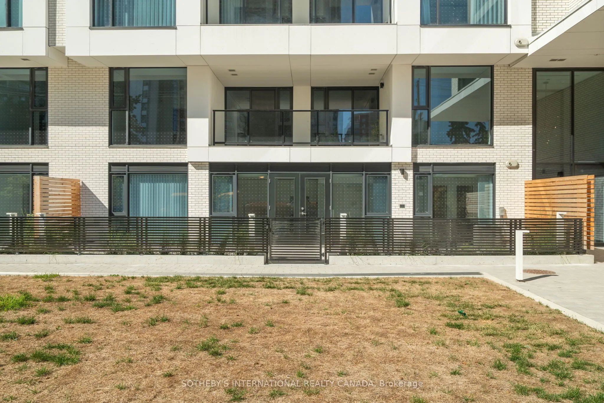 200 Keewatin Avenue, #102
