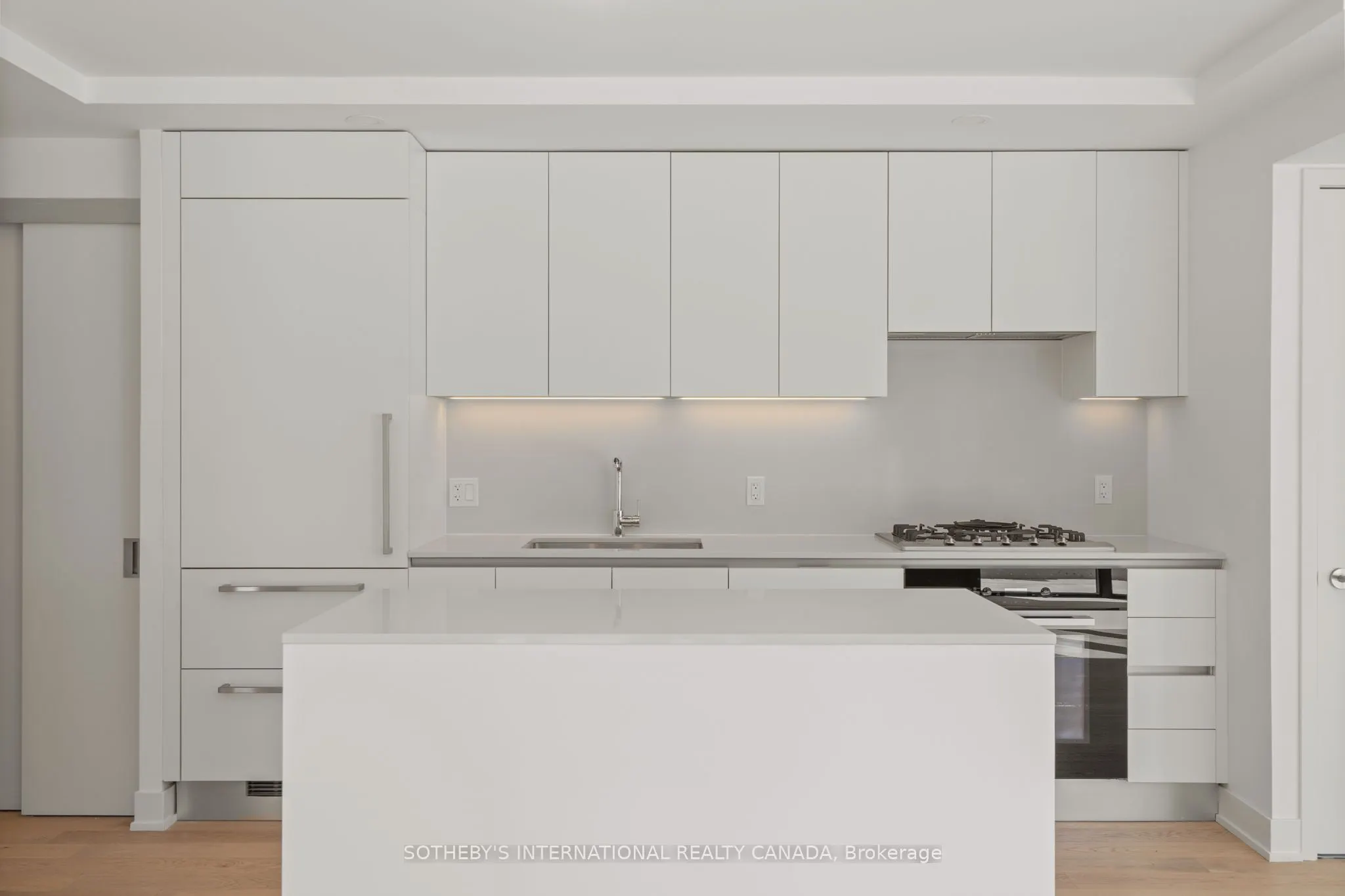 200 Keewatin Avenue, #102