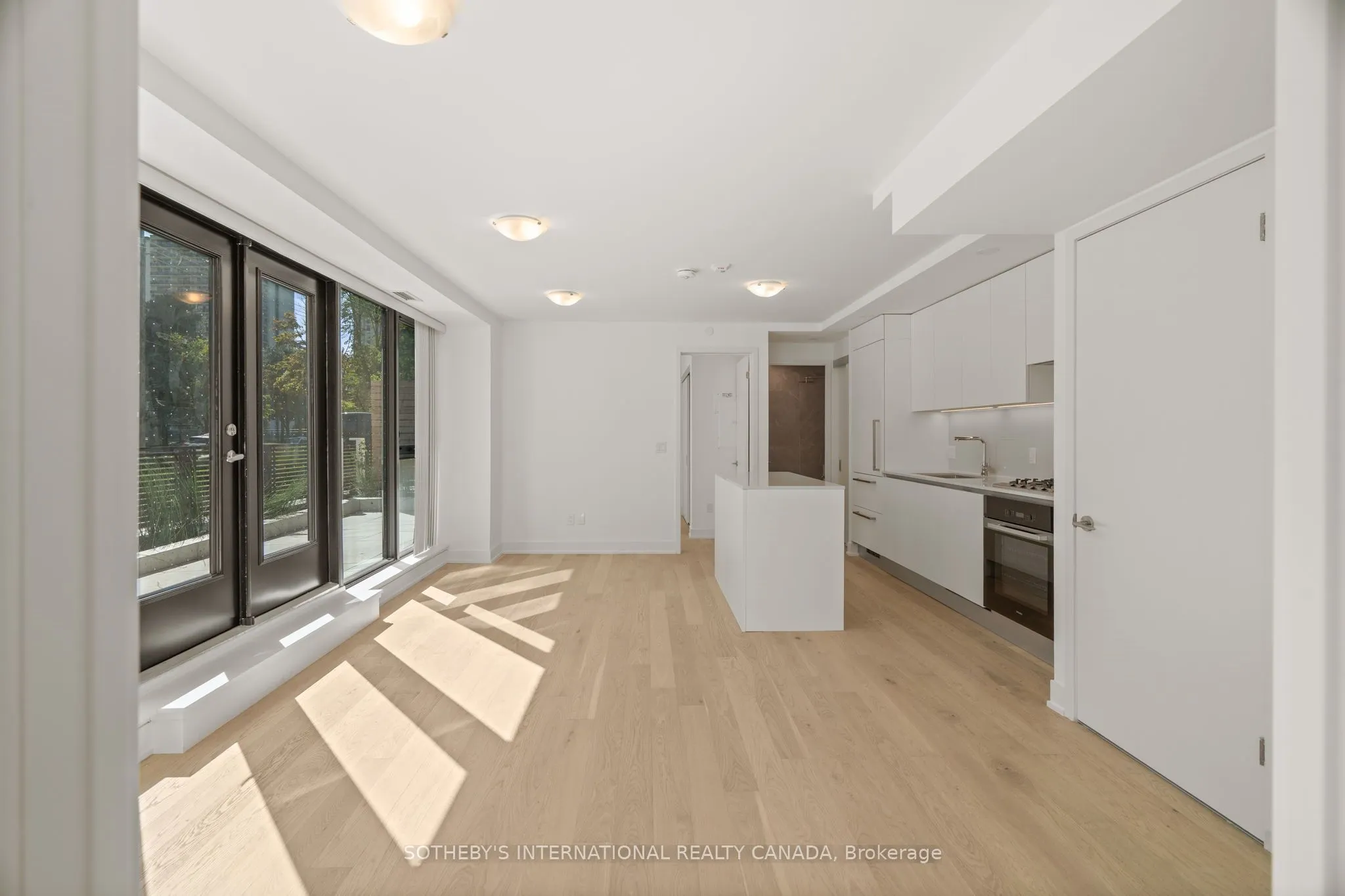 200 Keewatin Avenue, #102