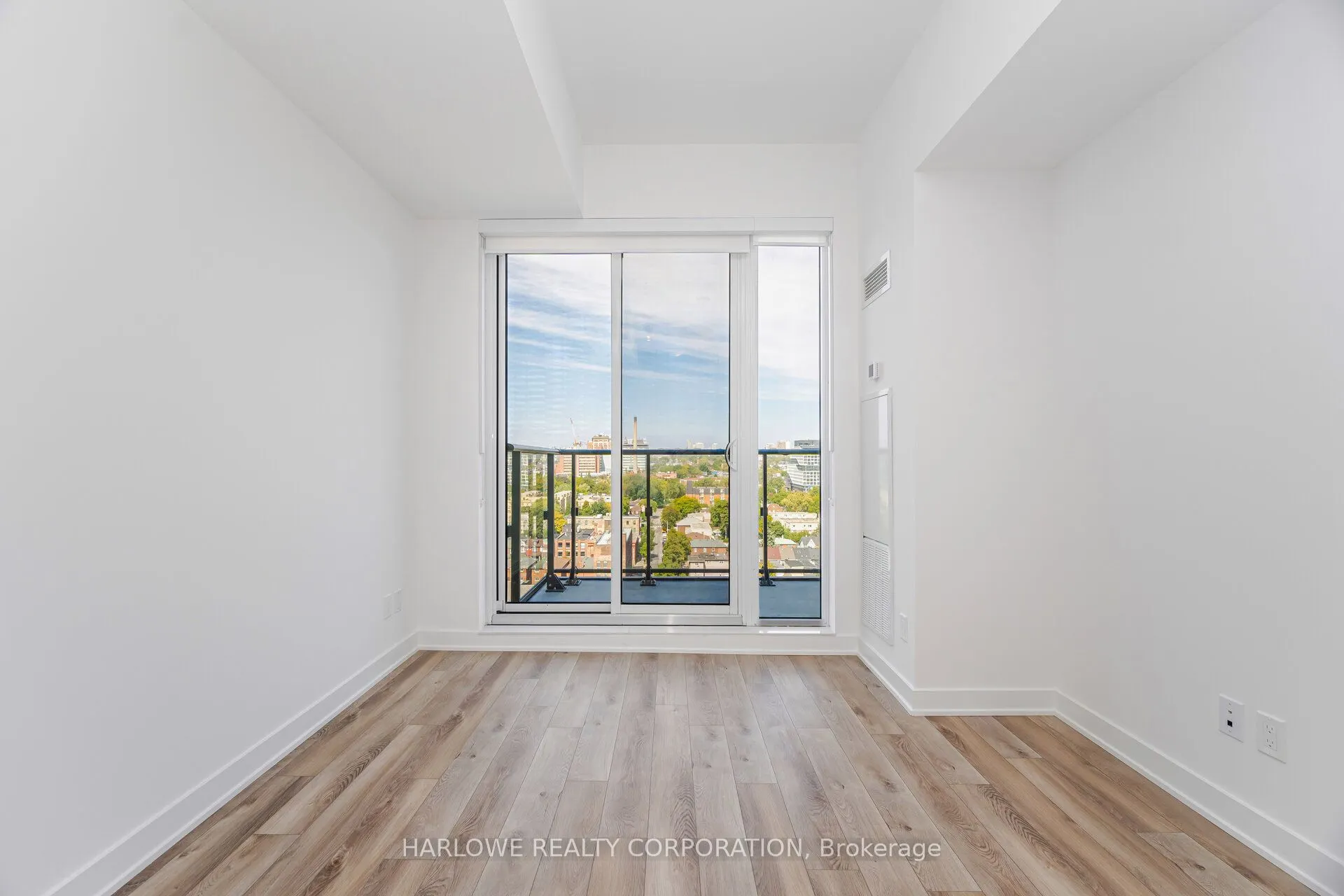 543 Richmond Street W, #PH03